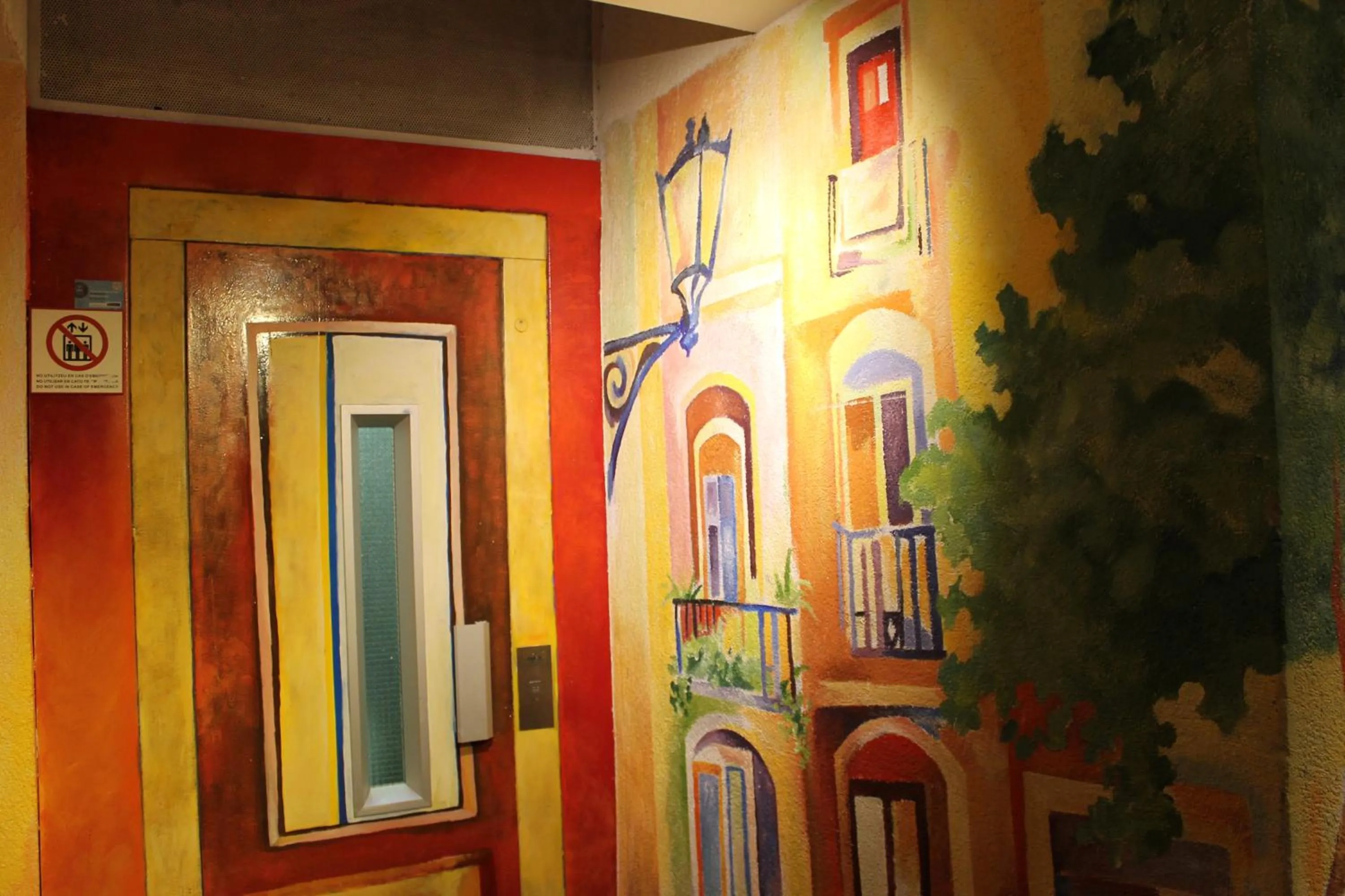 Area and facilities in Apartaments Ciutat Vella