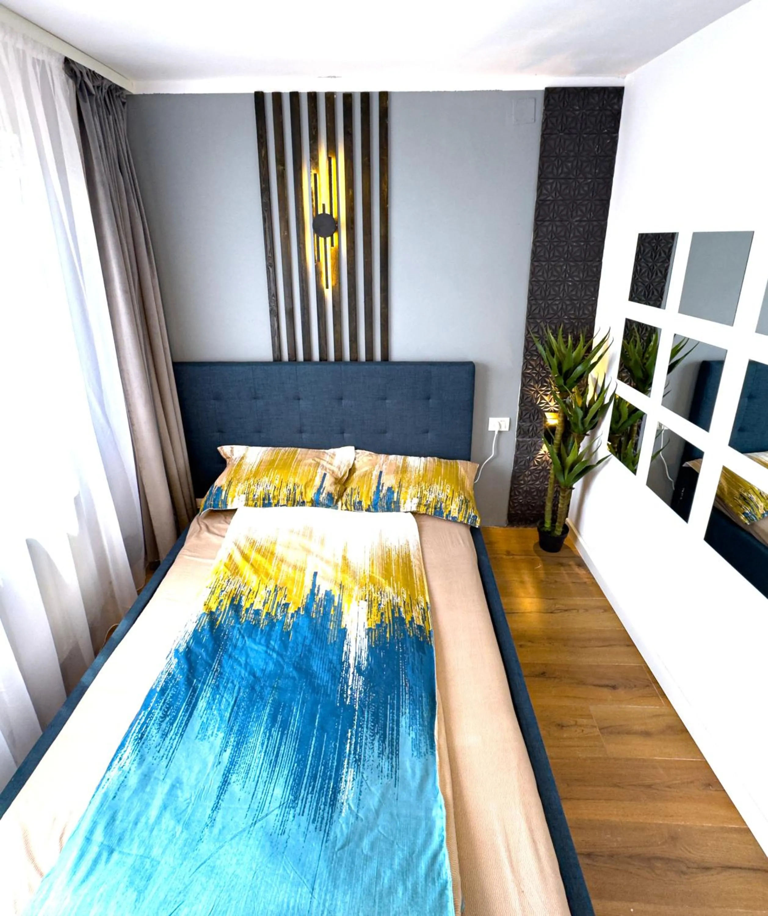 Azzur Studios Aparthotel