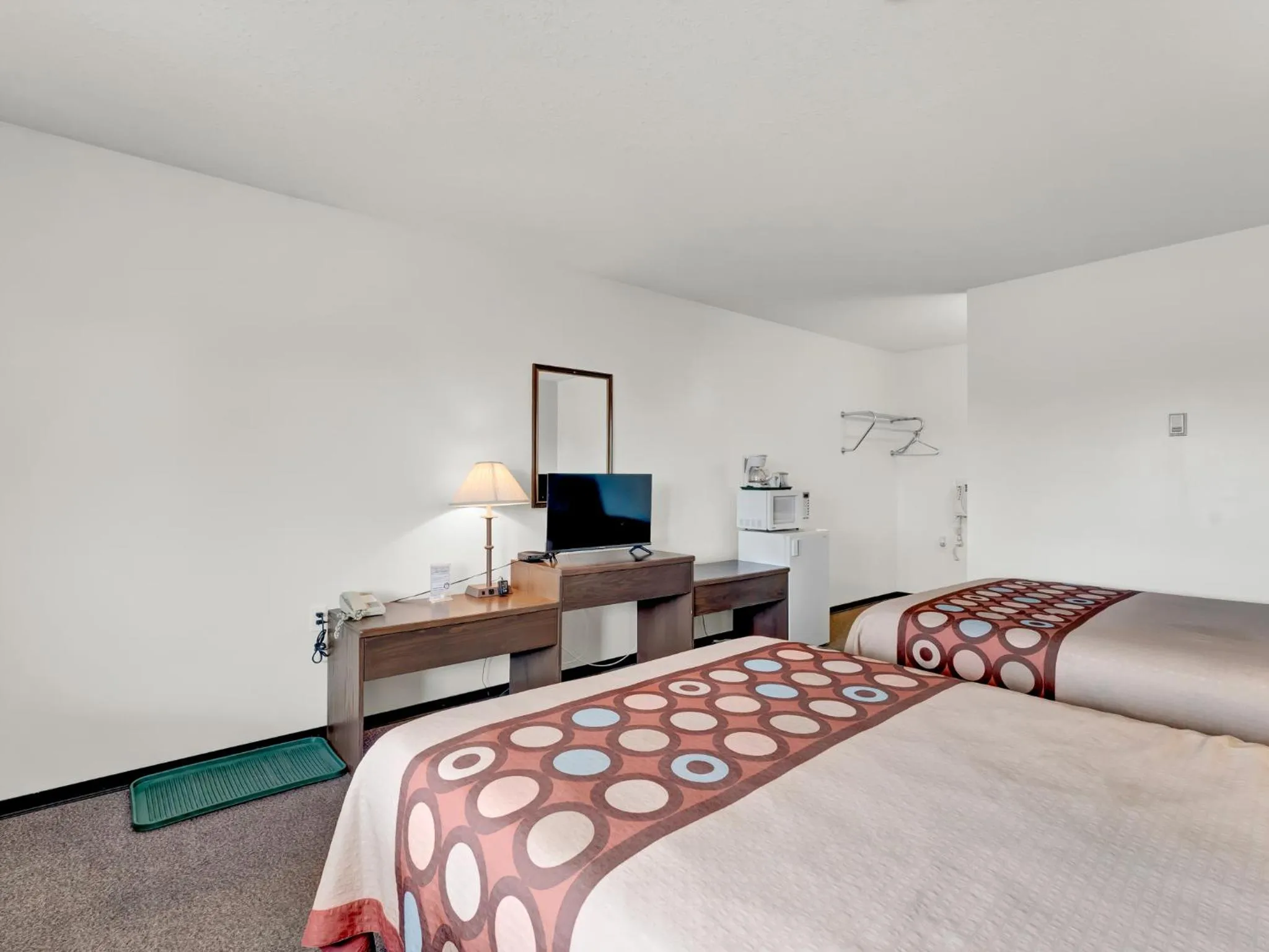 TV and multimedia, Bed in Ranchmen Motel