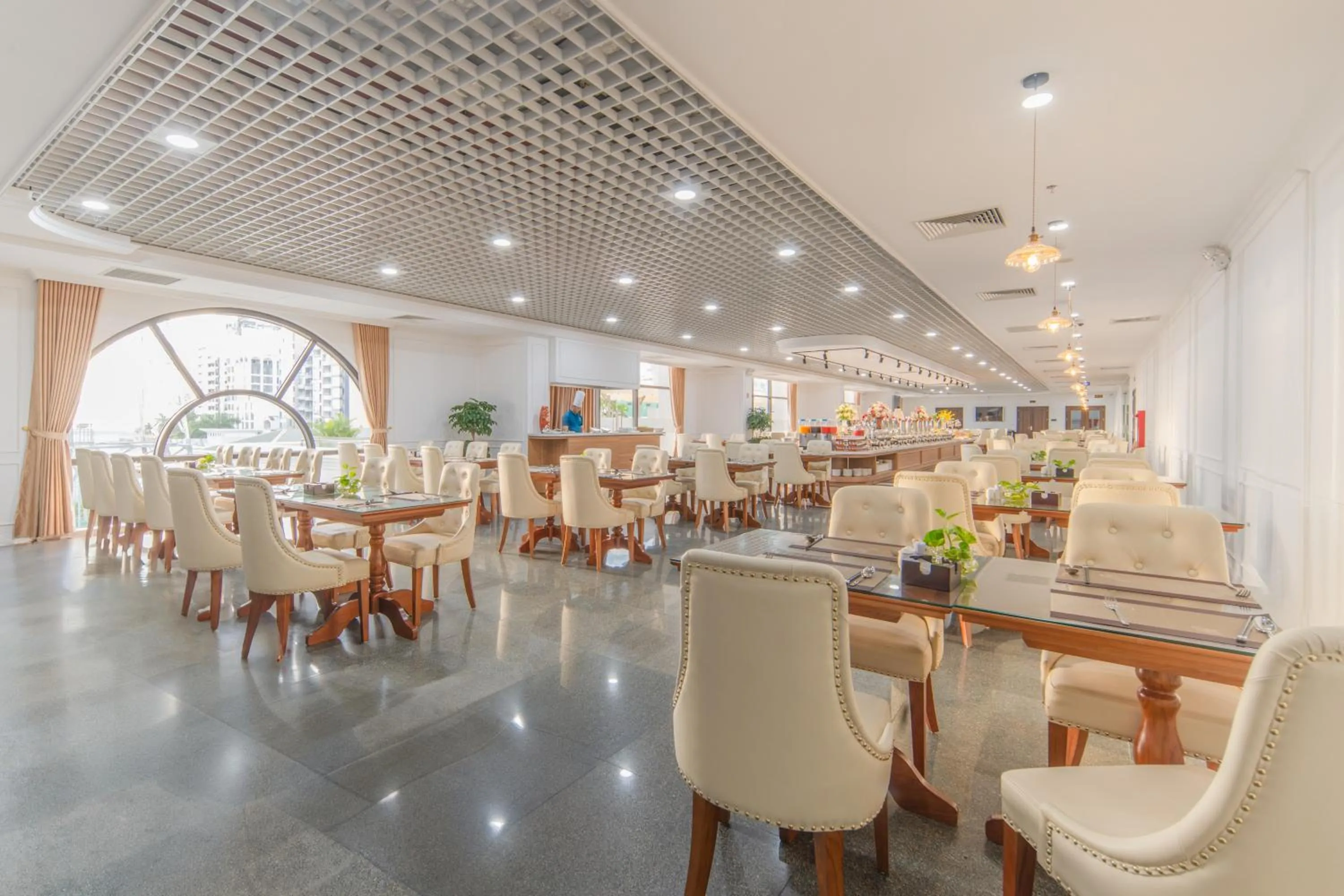 Restaurant/places to eat in Sea Soul Hotel