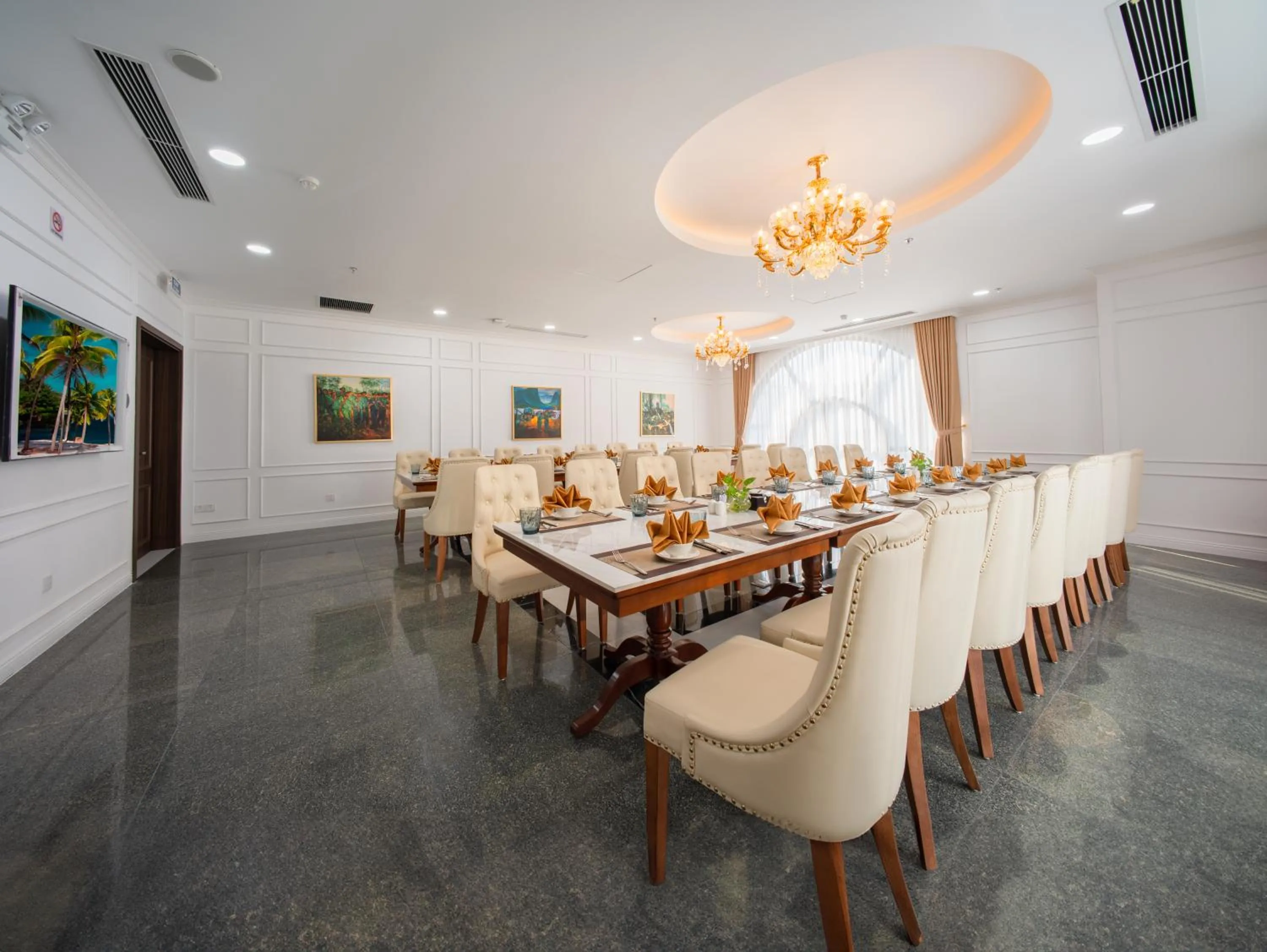 Restaurant/places to eat in Sea Soul Hotel