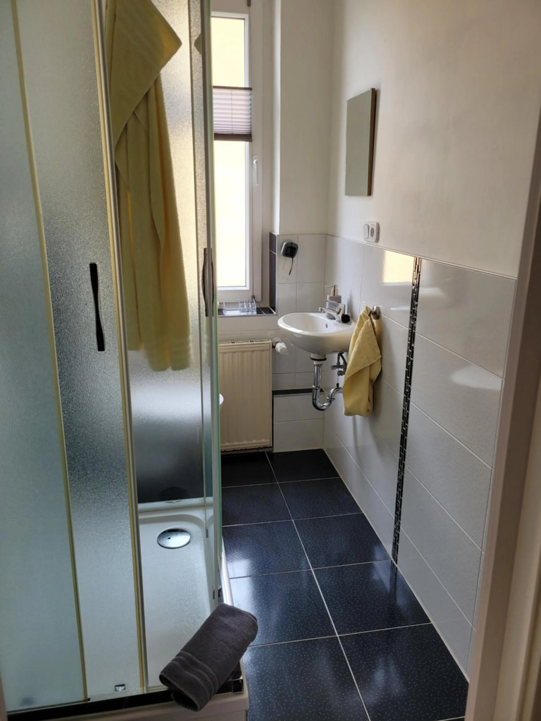 Bathroom, Bed in Lous Ferienhaus 4