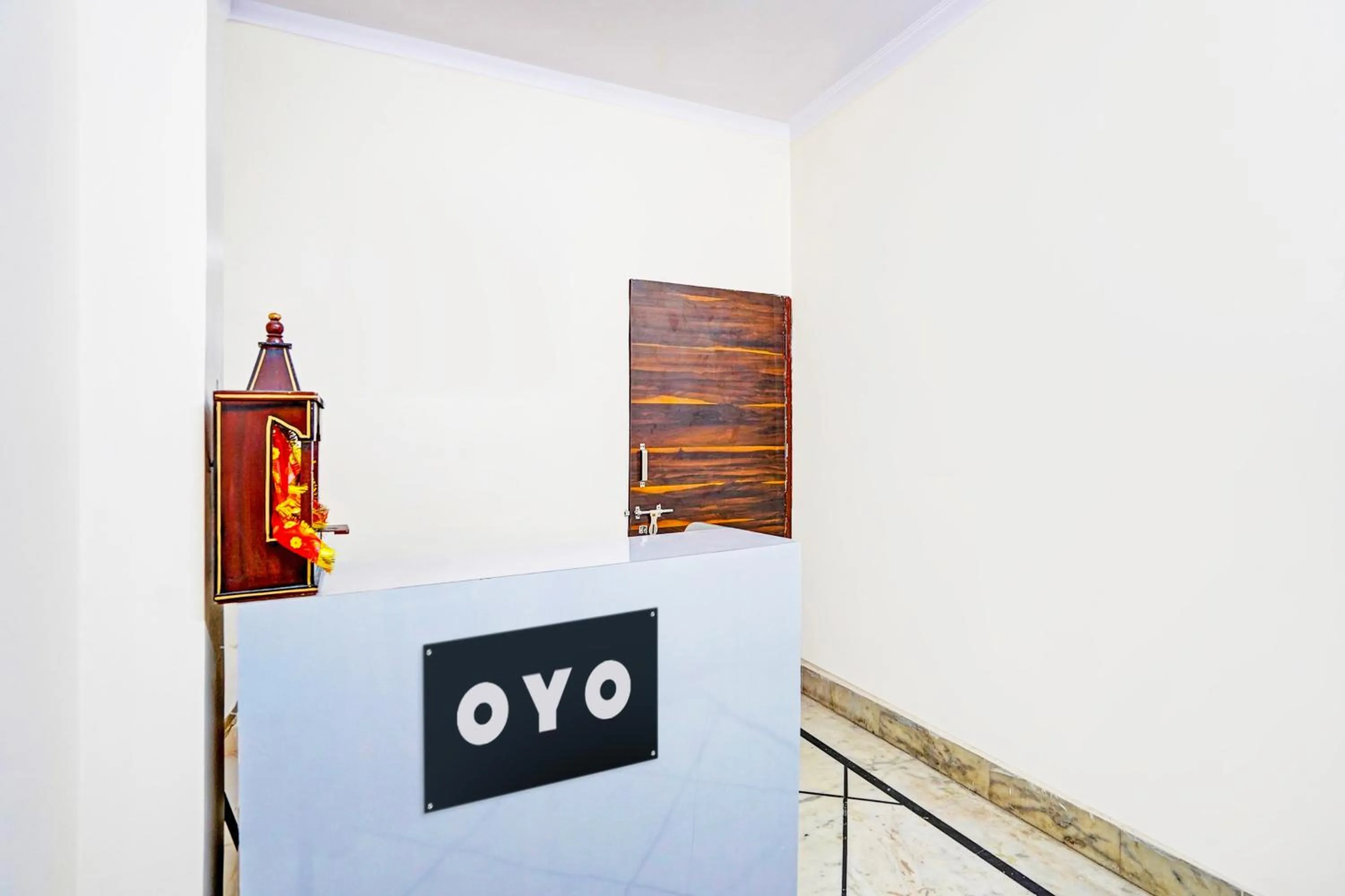 Lobby or reception in Super Hotel O JPS Lux