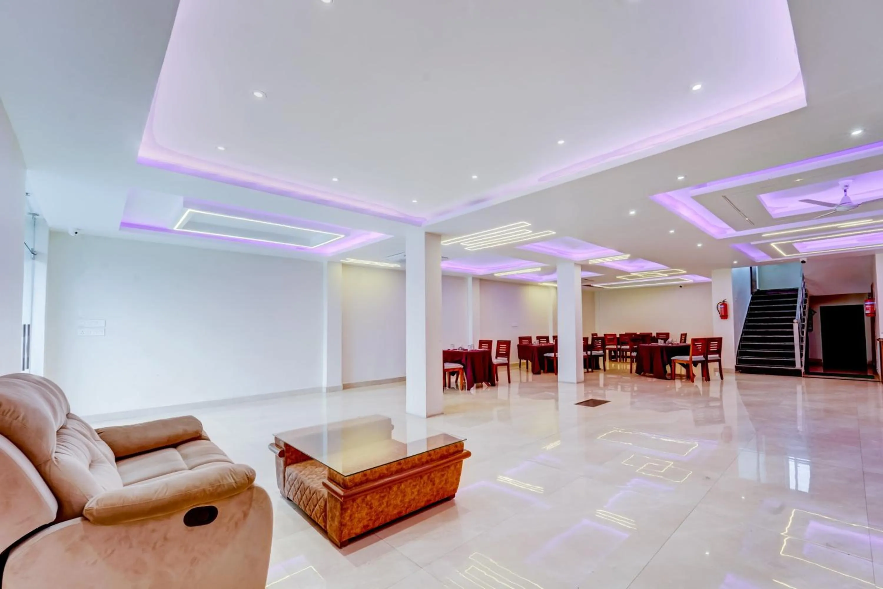 Restaurant/places to eat in Super Townhouse La Vista