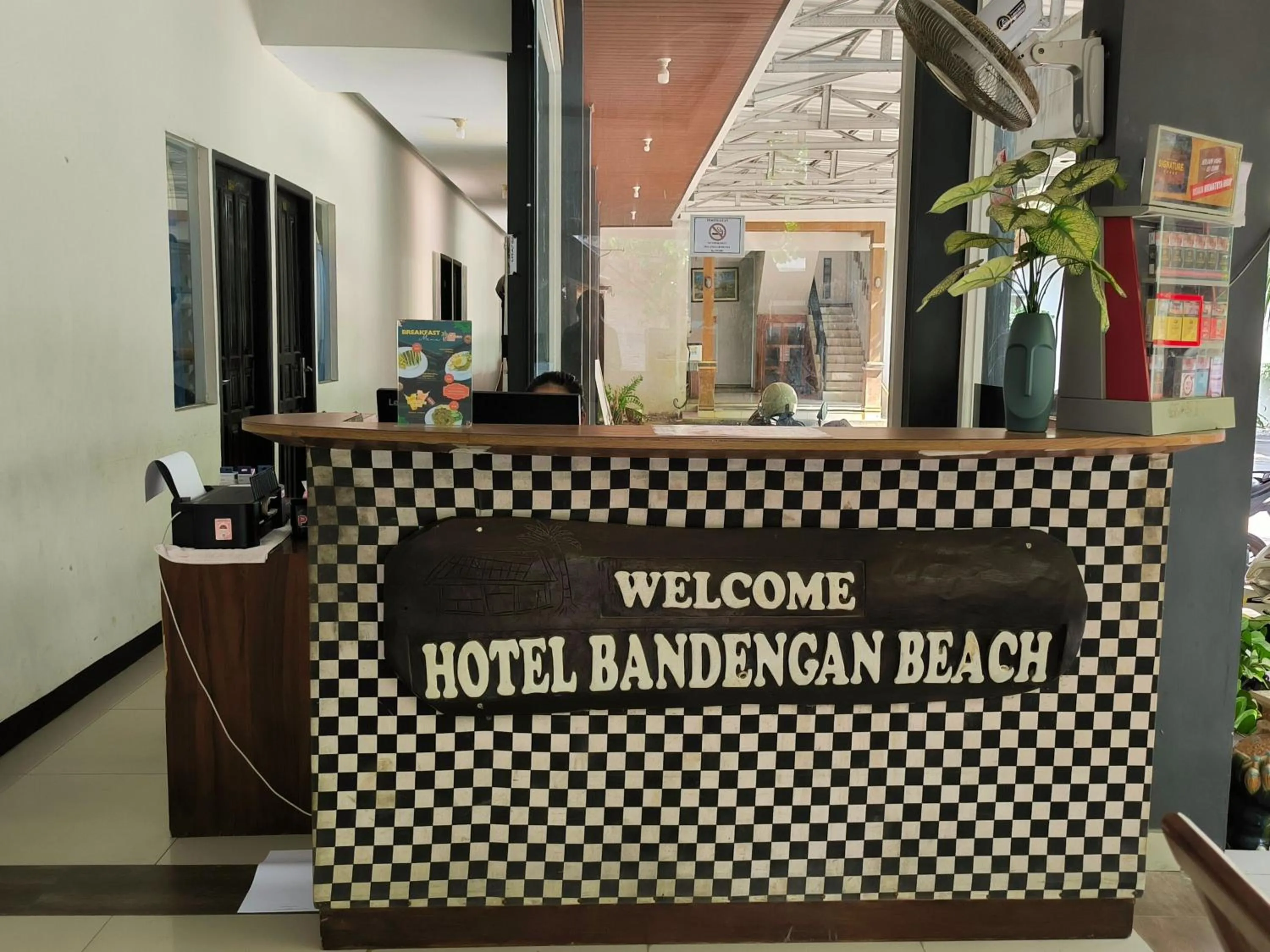 New Bandengan Beach Hotel