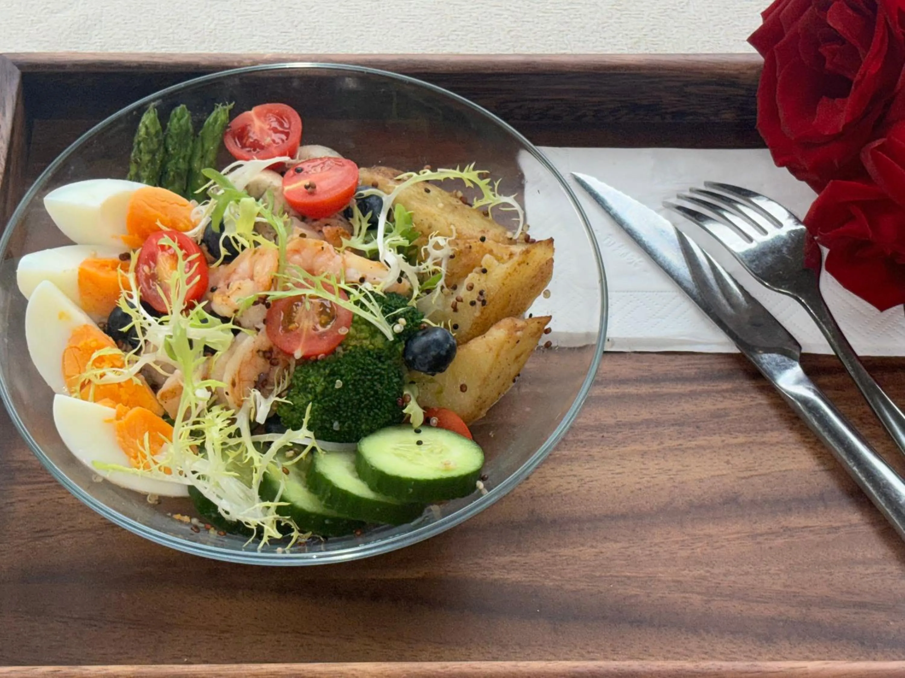 Restaurant/places to eat in He She Courtyard Free pick-up train station stay 3 nights