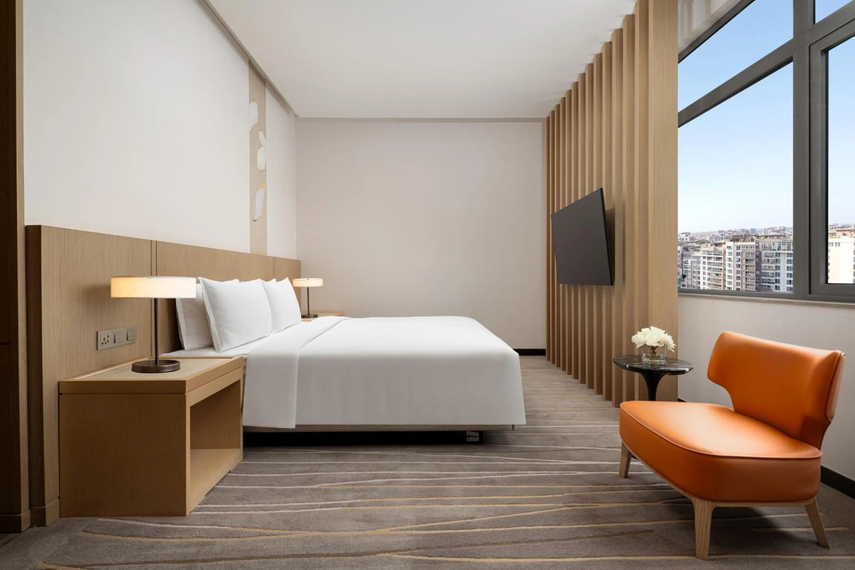 Bed in Fraser Place Wujiaochang Shanghai - Adjoin business center, free minibar