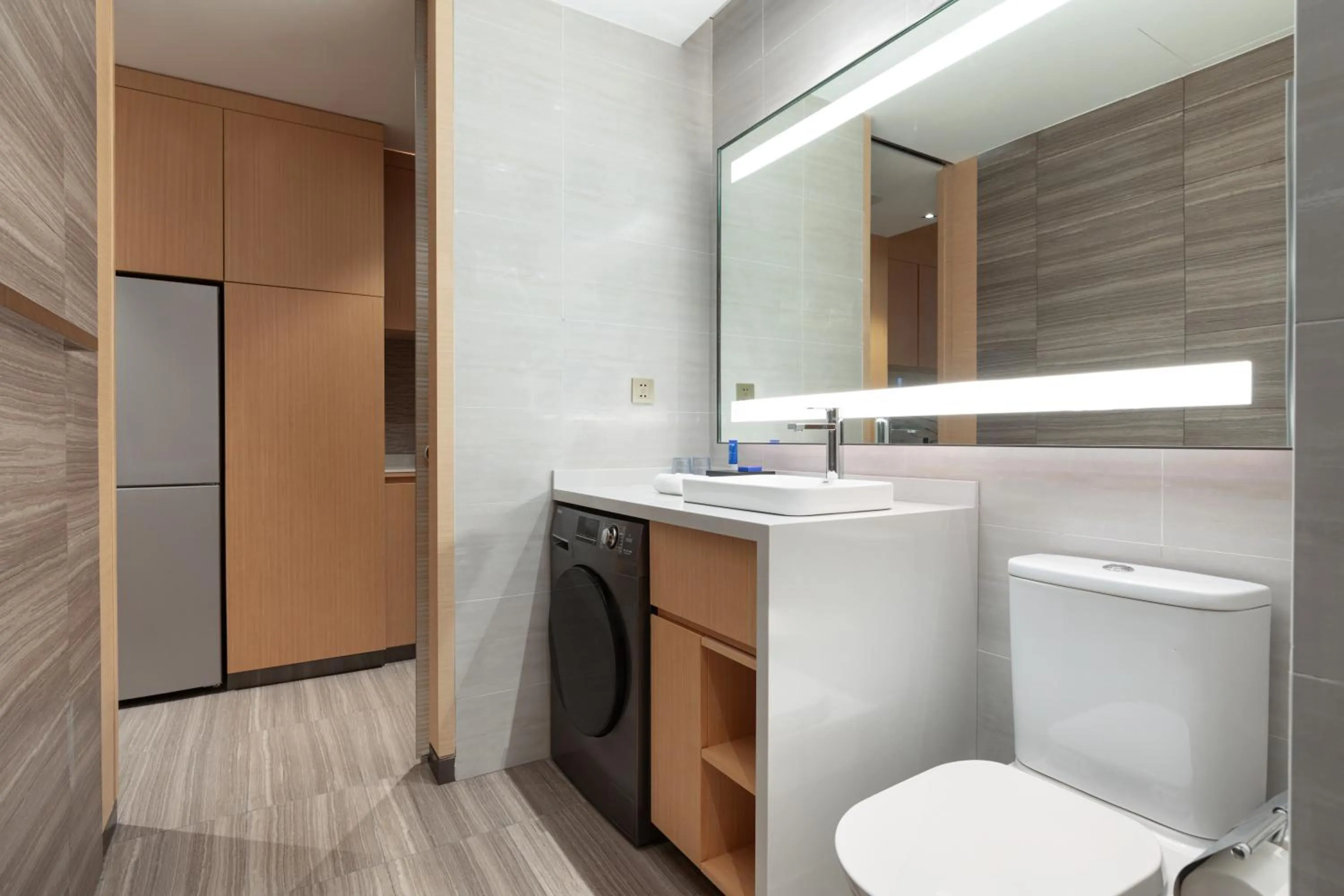 Toilet in Fraser Place Wujiaochang Shanghai - Adjoin business center, free minibar