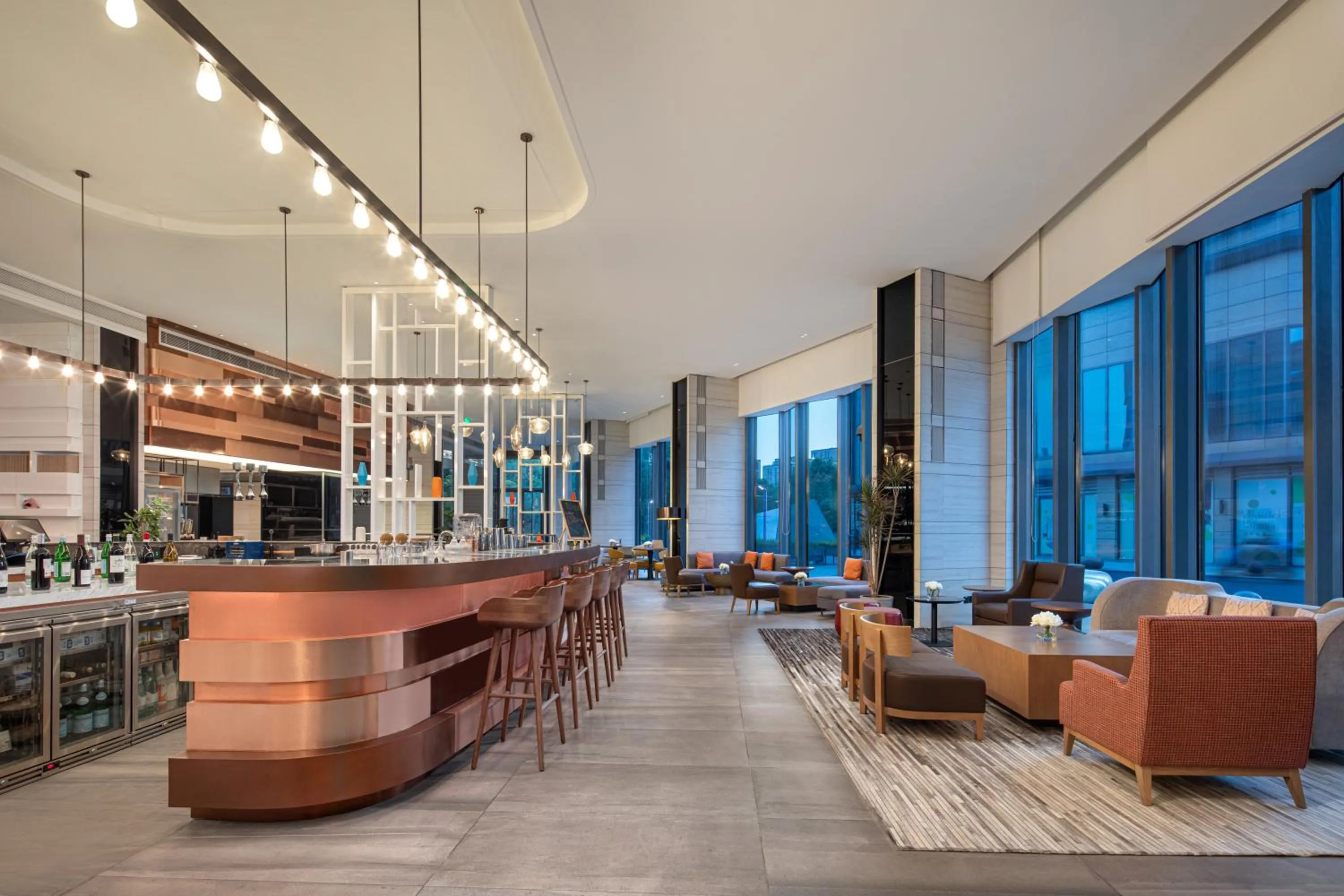 Lounge or bar in Fraser Place Wujiaochang Shanghai - Adjoin business center, free minibar