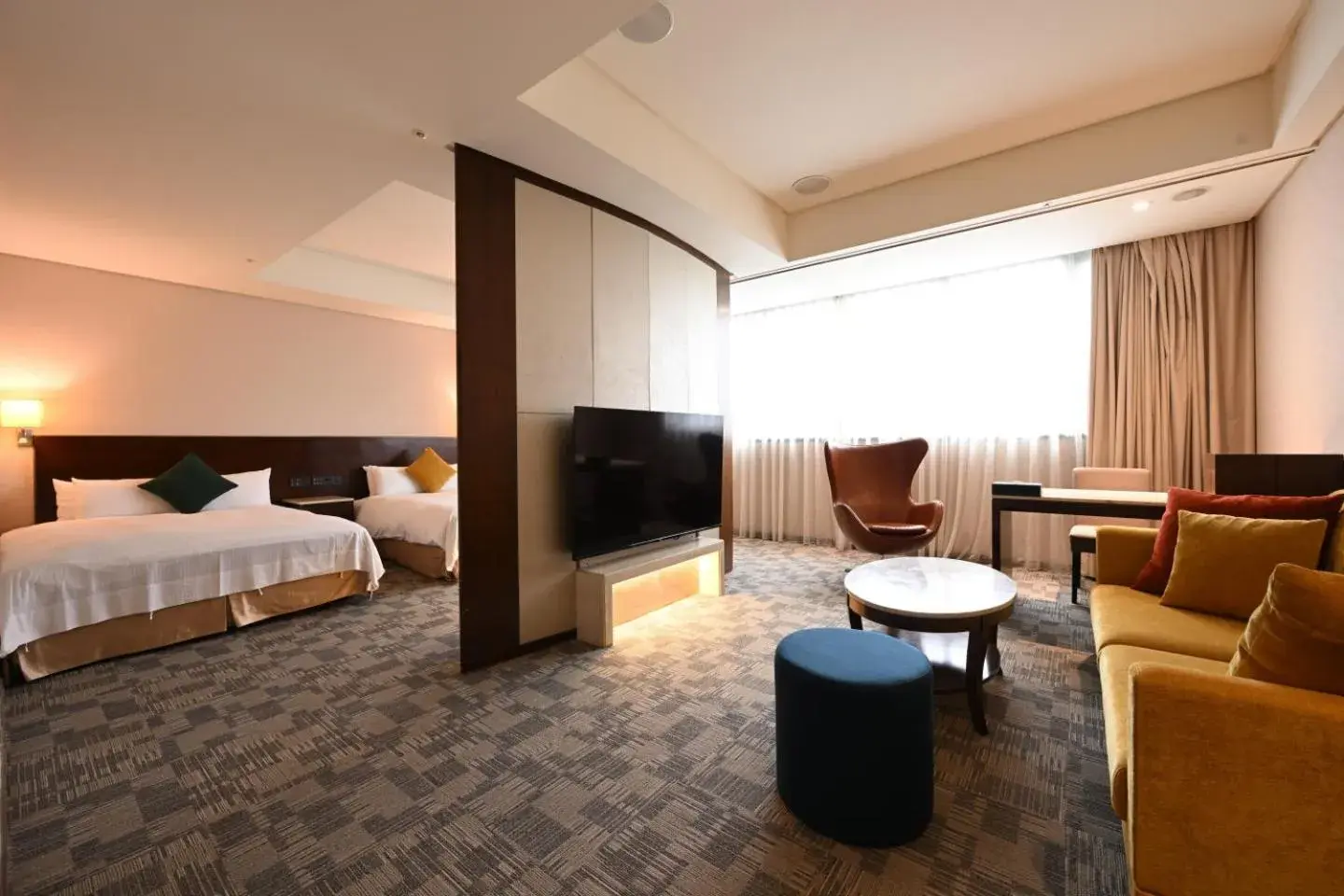 Executive Suite in Via Hotel Breeze Executive Suite in Via Hotel Breeze