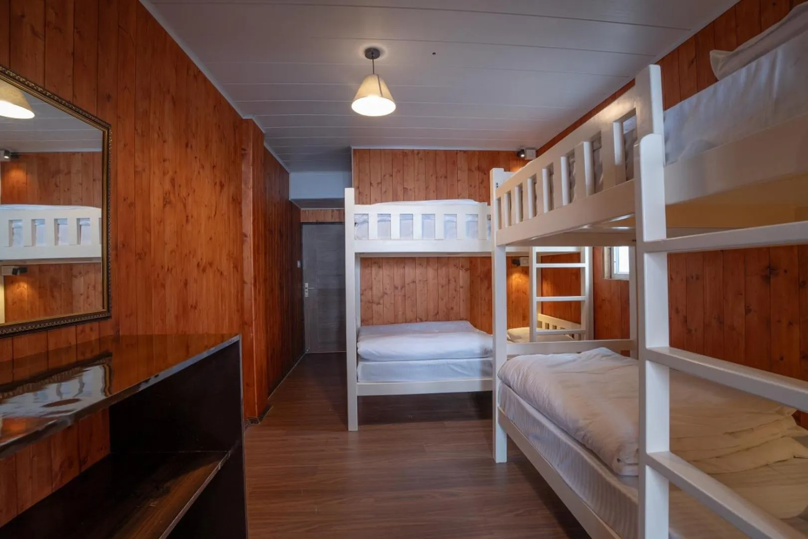 Guests, Bed in Poshtel, Meghma , Sandakphu