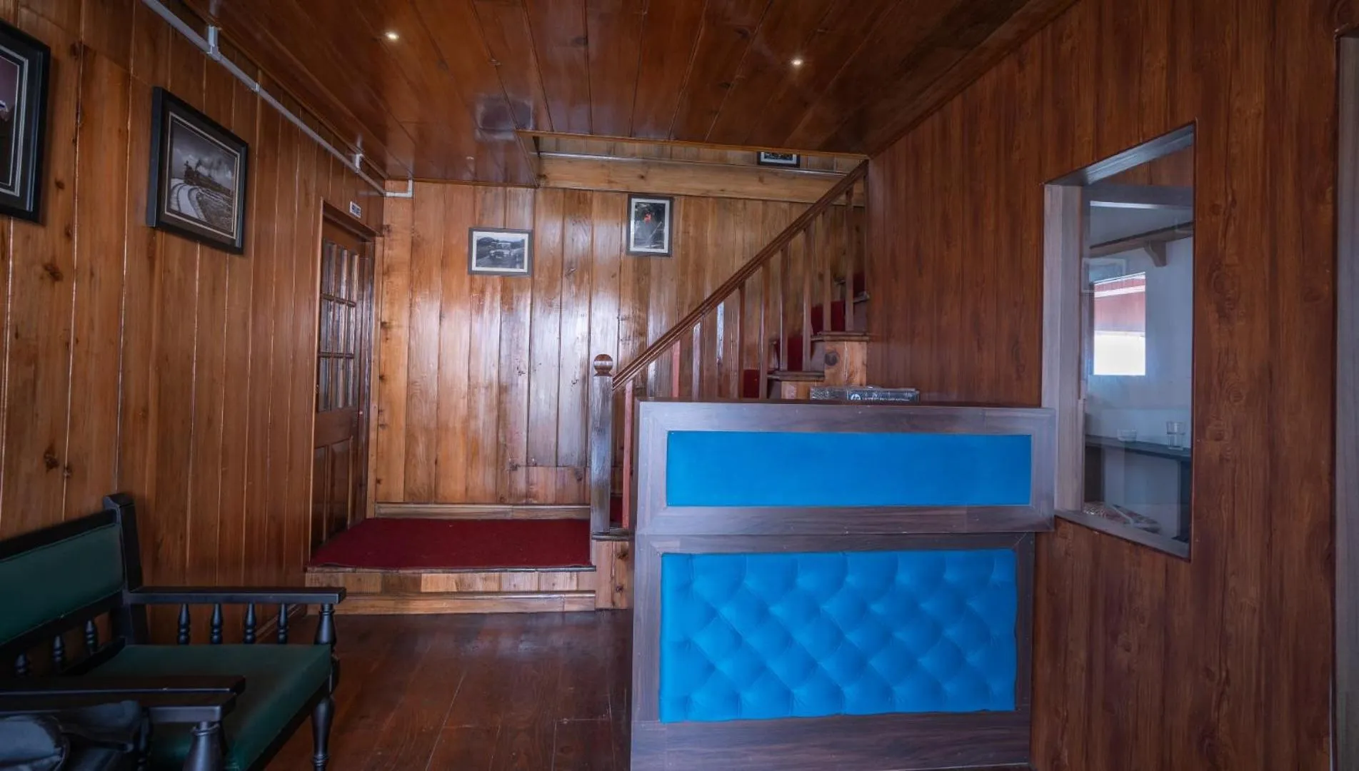 Lobby or reception in Poshtel, Meghma , Sandakphu