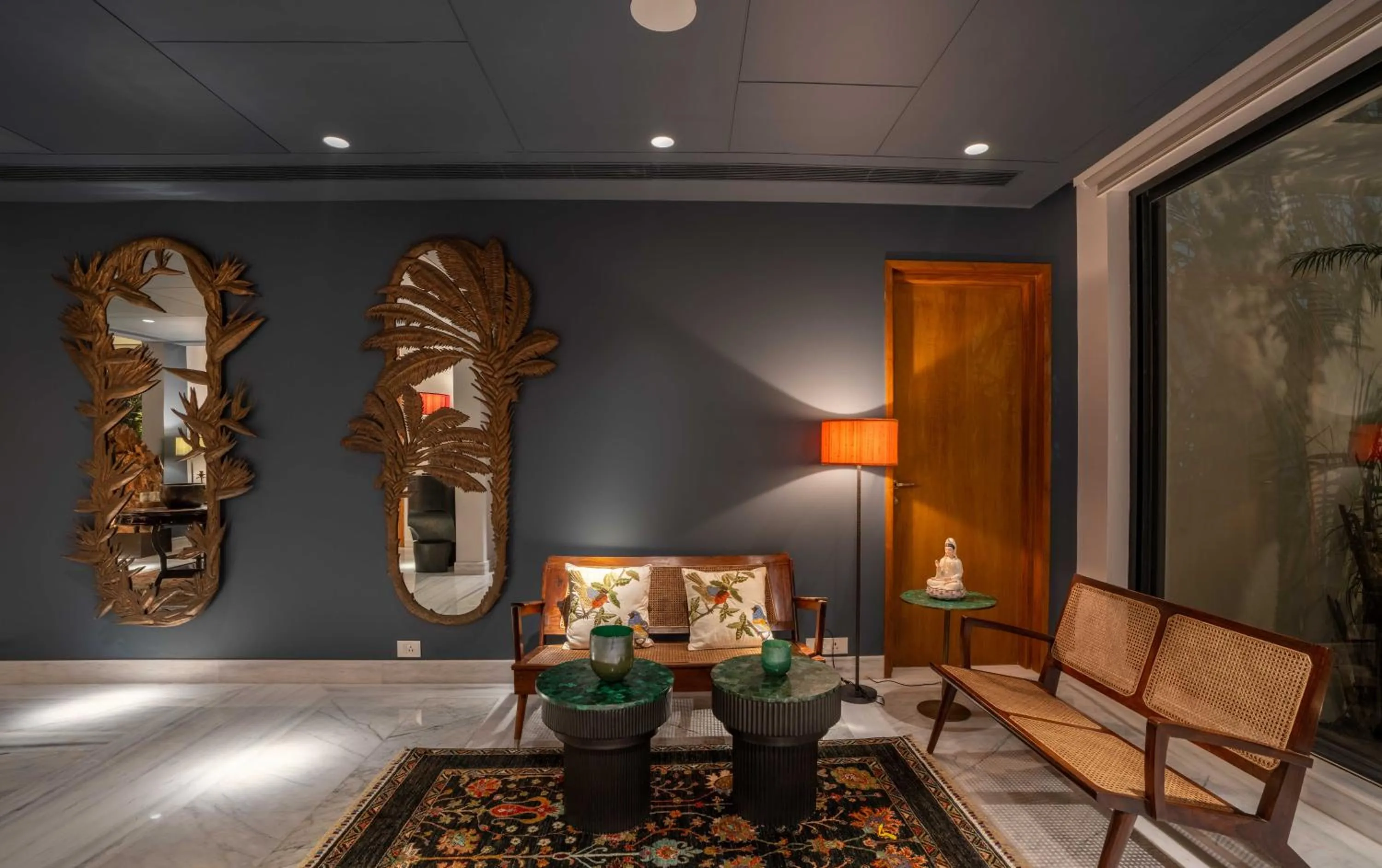 Seating area in Amorzito by Solitaire Stays