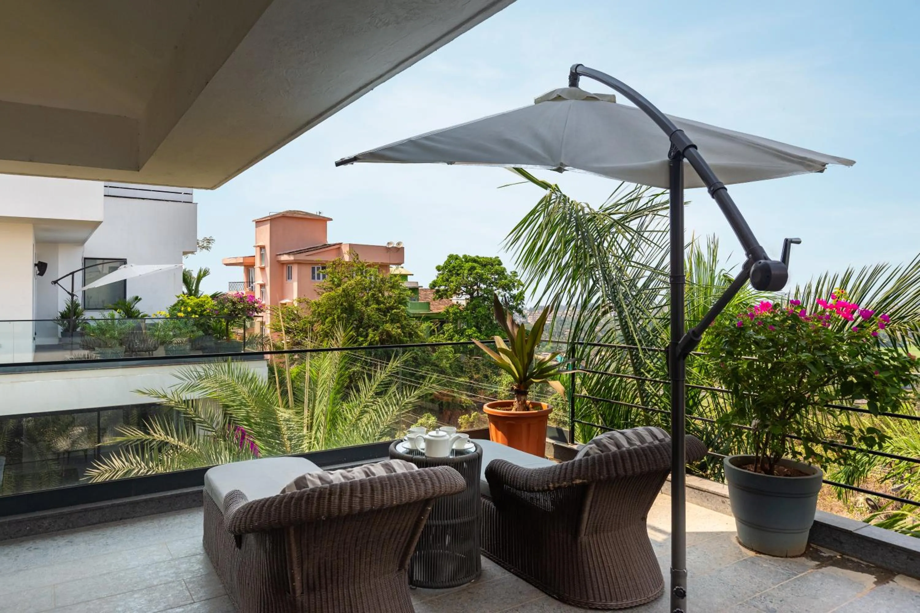 Balcony/Terrace in Amorzito by Solitaire Stays