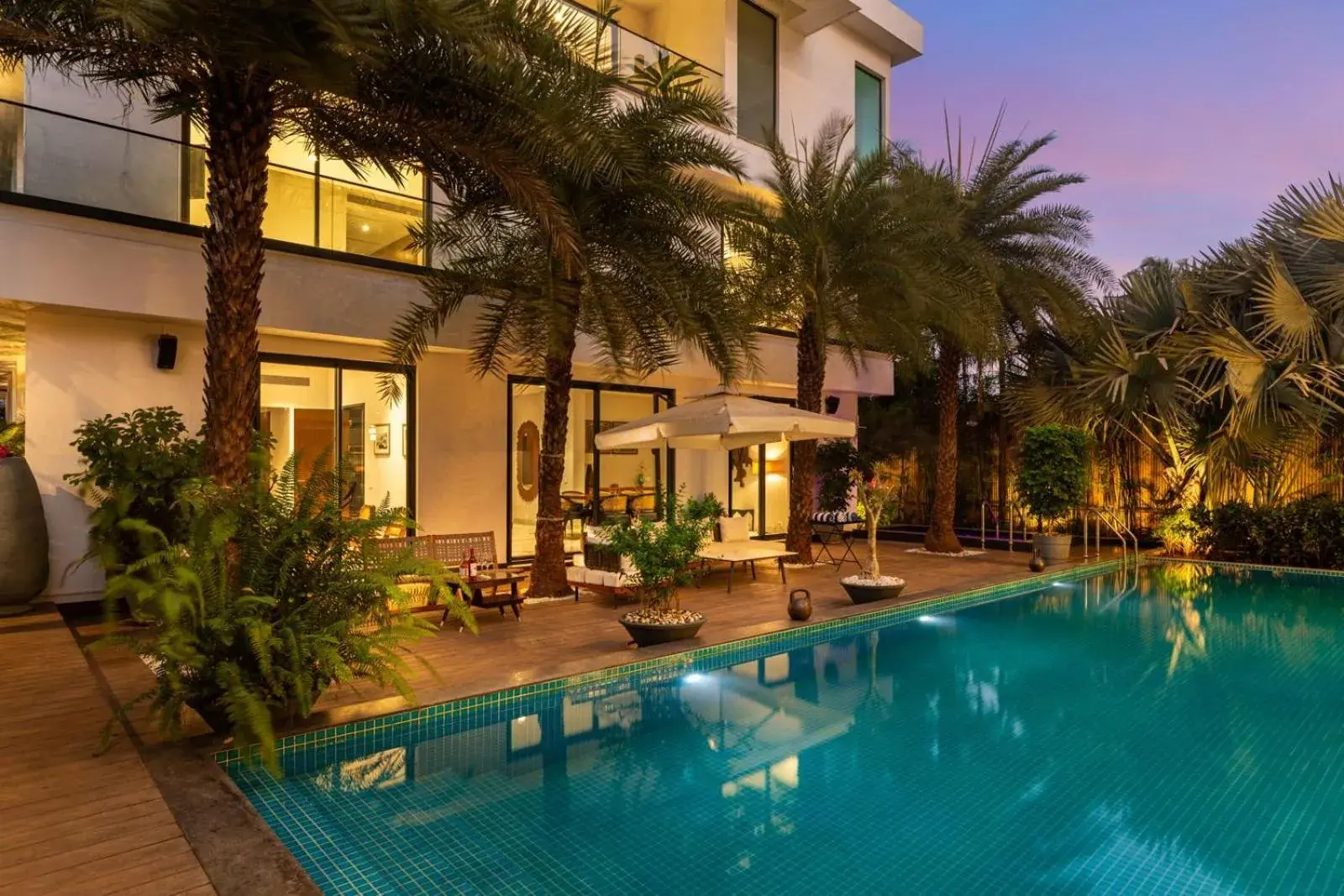 Property building in Amorzito by Solitaire Stays Property building in Amorzito by Solitaire Stays