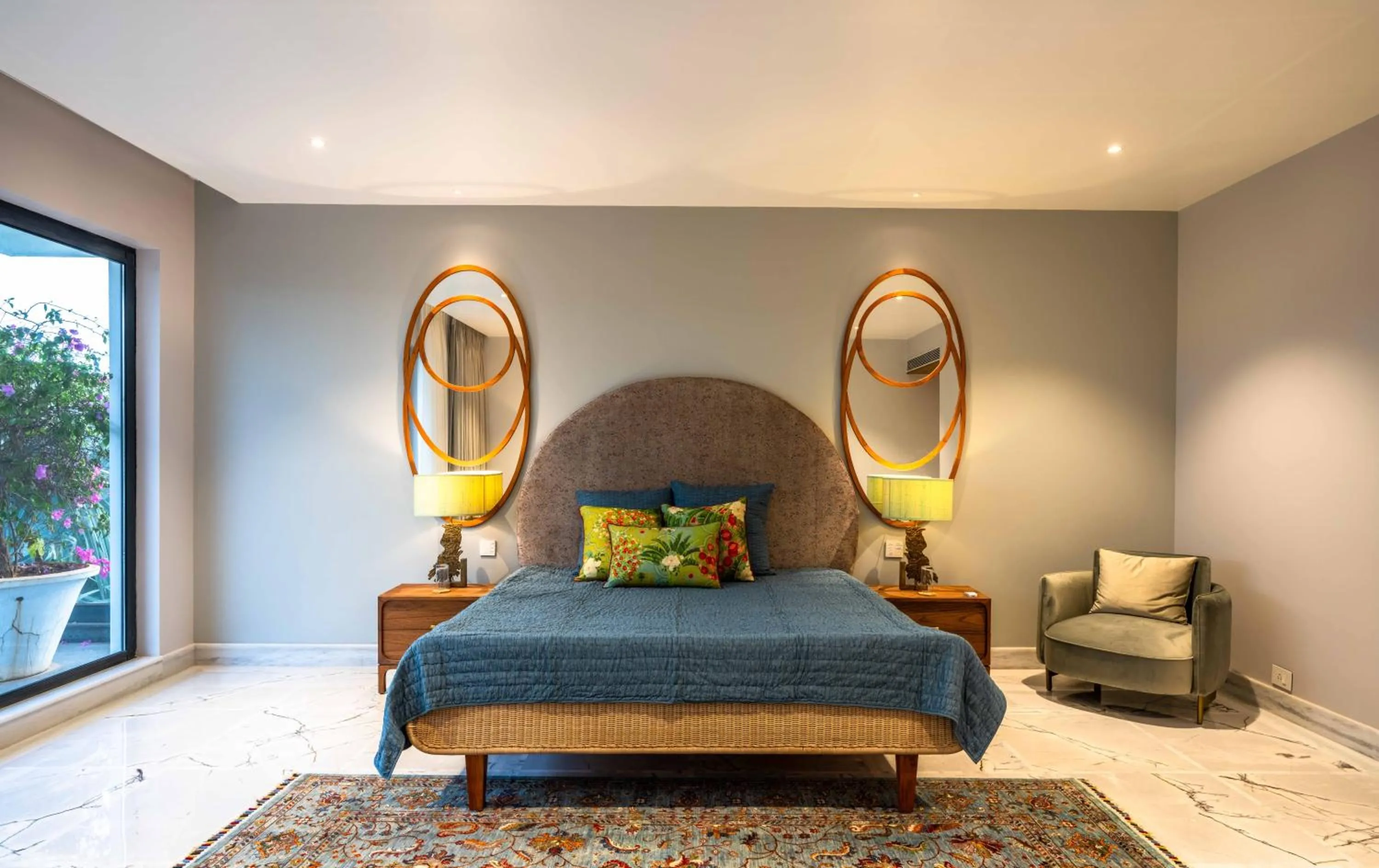 Bed in Amorzito by Solitaire Stays