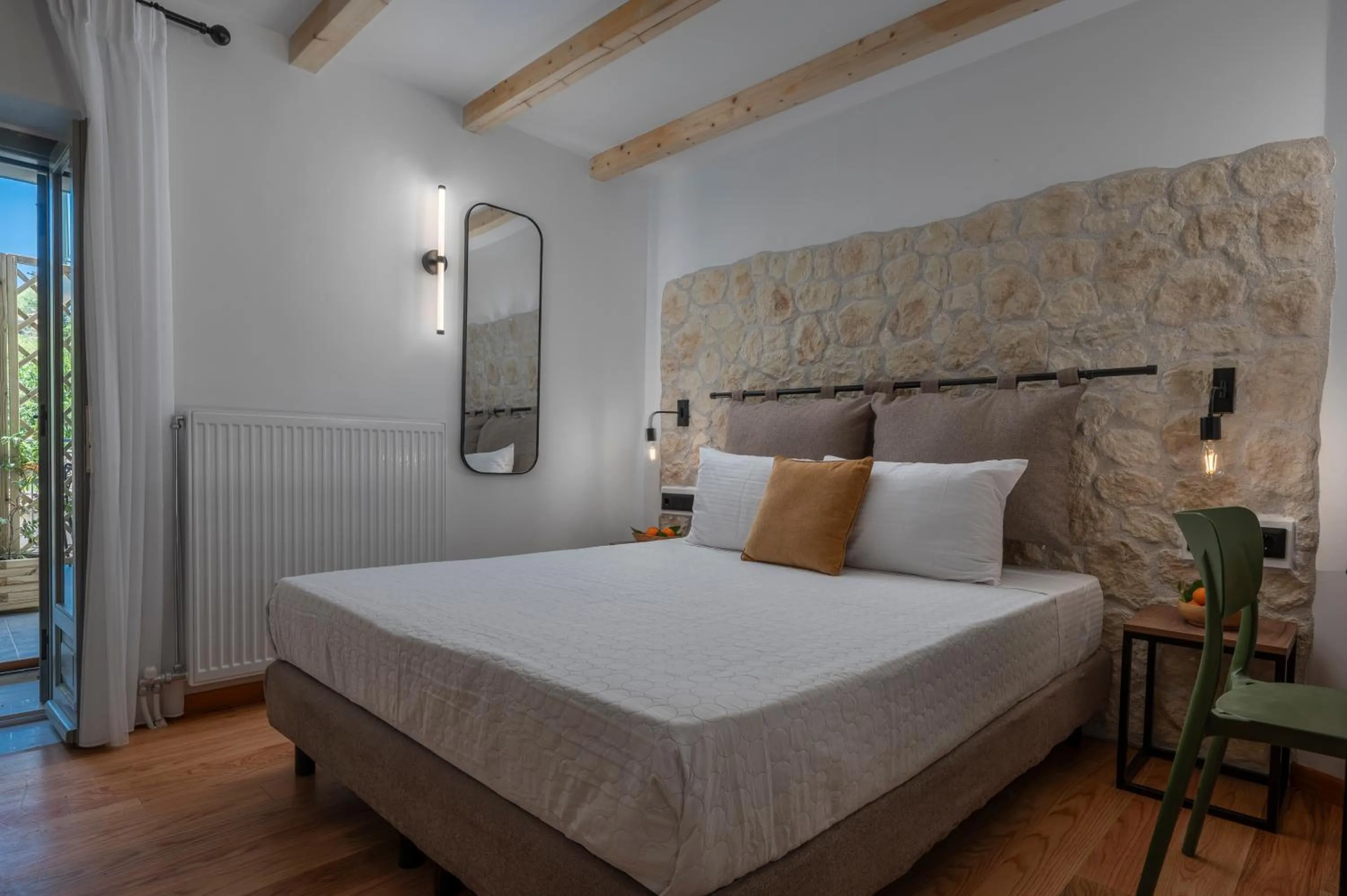 Bedroom, Bed in Arca Deorum