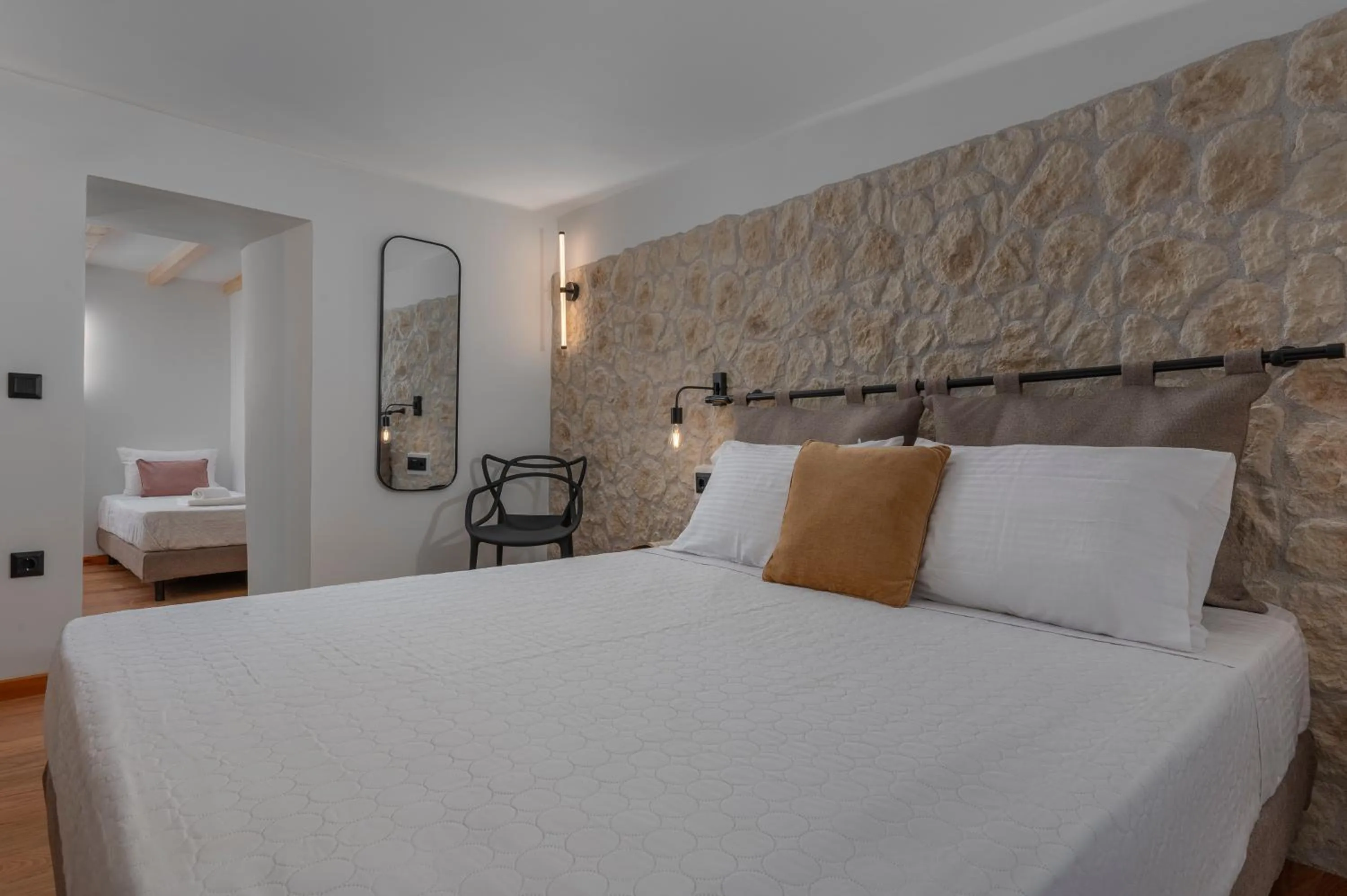 Bedroom, Bed in Arca Deorum