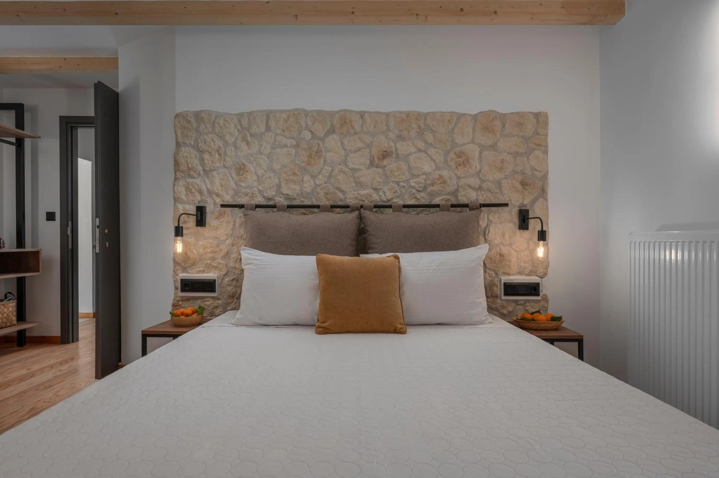 Bedroom, Bed in Arca Deorum