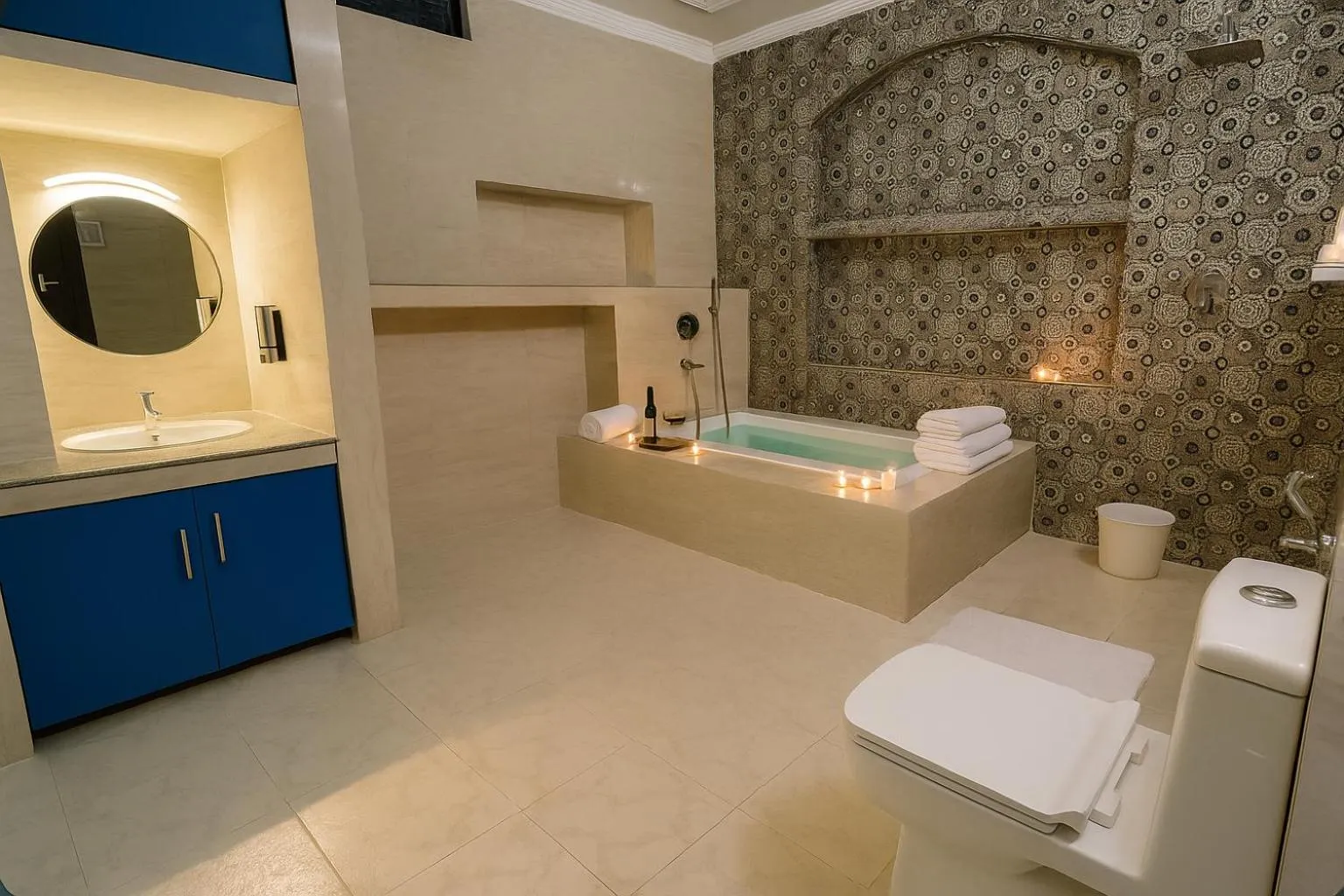 Bathroom in The Neeraj Ganga Cottages