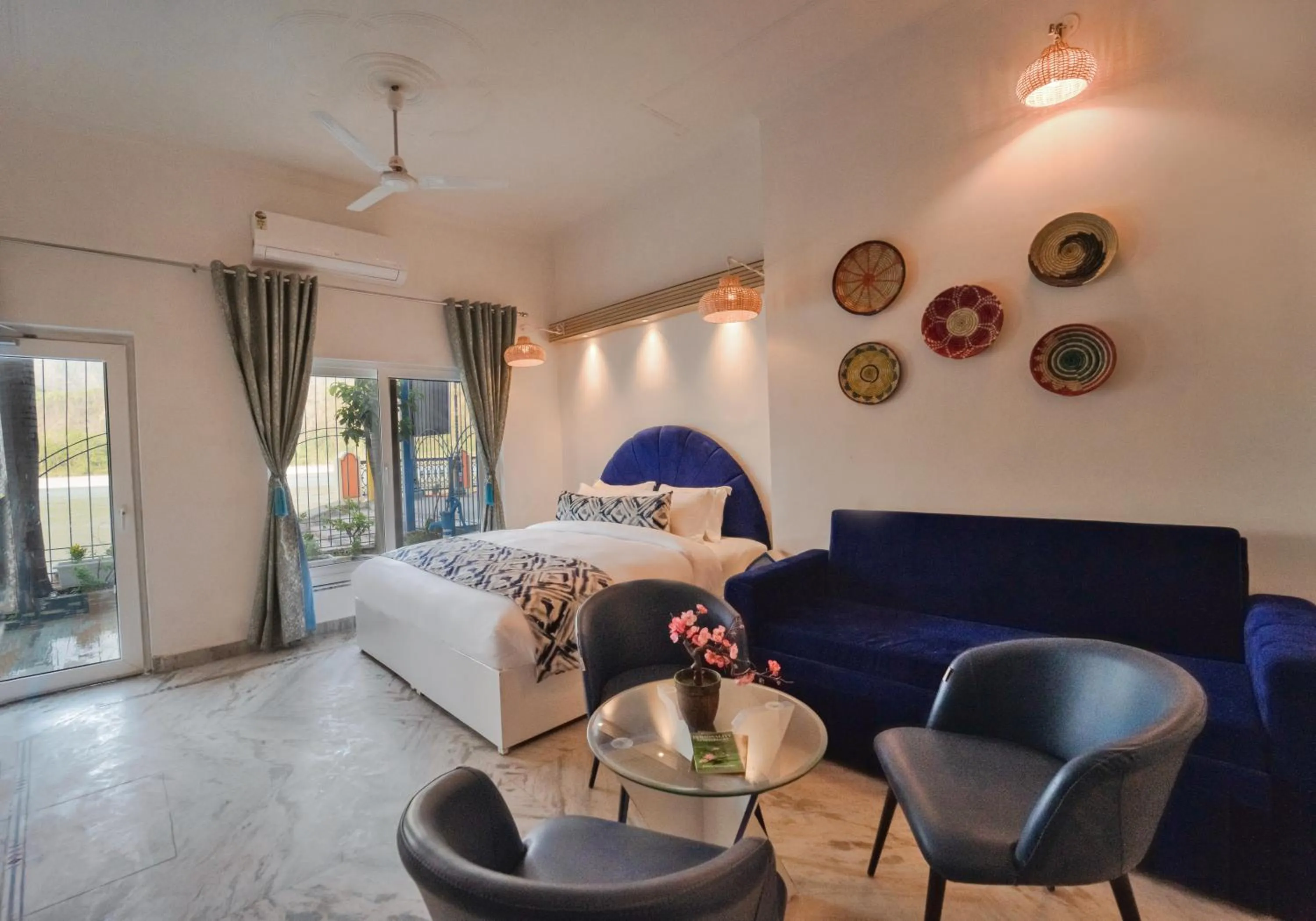 Living room in The Neeraj Ganga Cottages