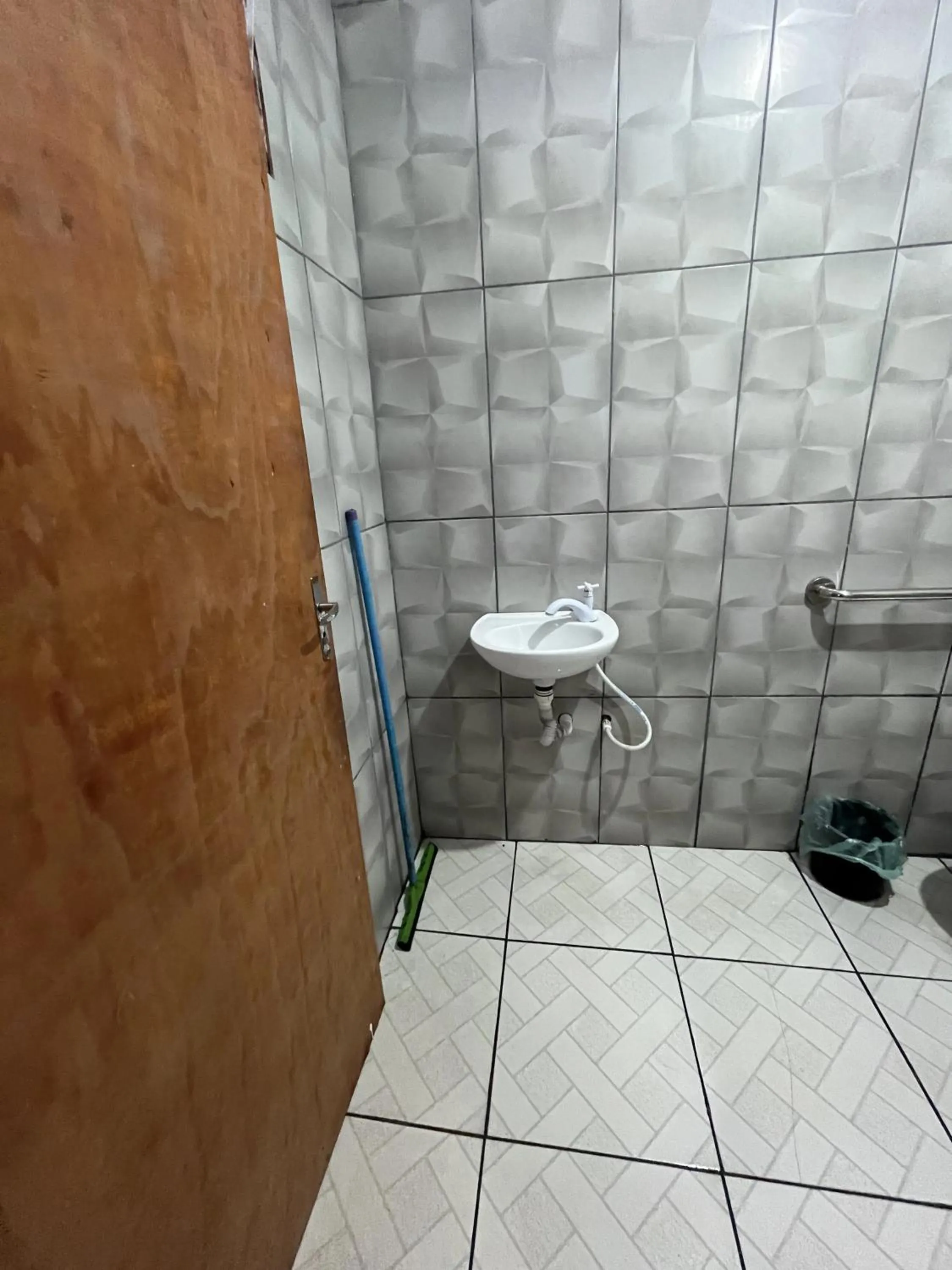 Bathroom in Pousada Aloha Santos