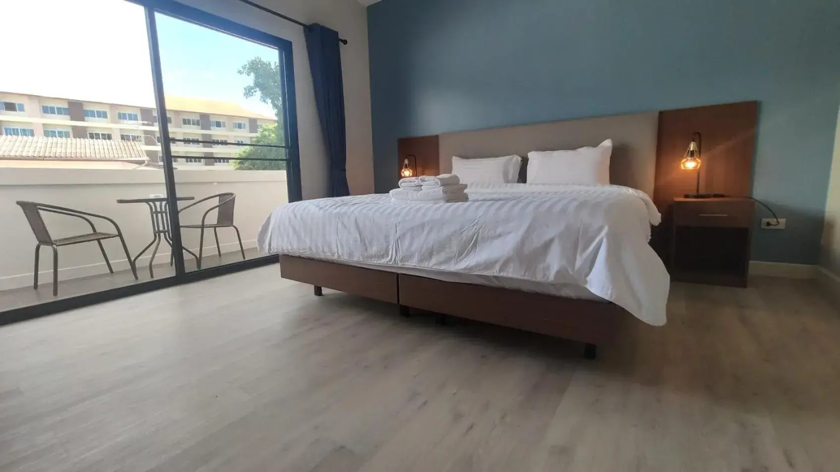 Superior Deluxe Double or Twin Room in The European Chiang Mai Superior Deluxe Double or Twin Room in The European Chiang Mai