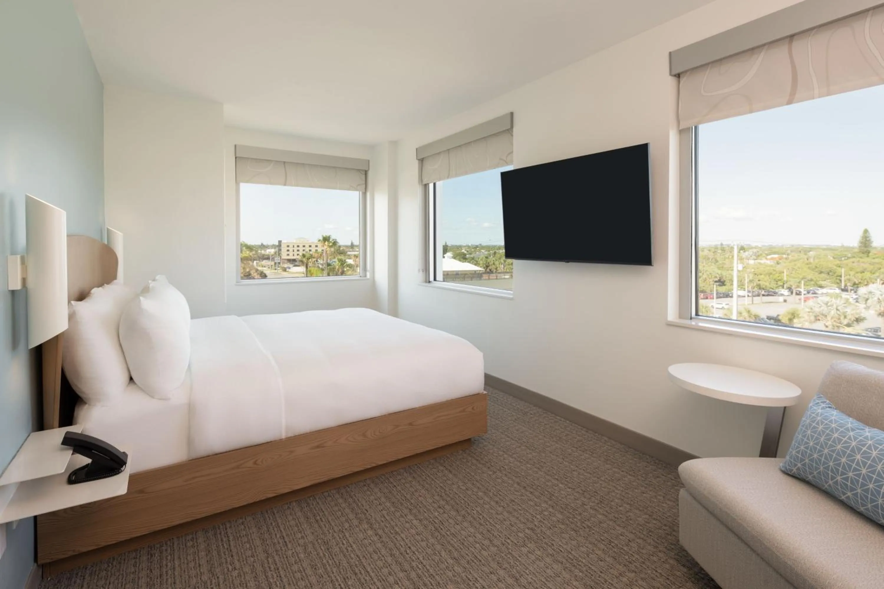 Bedroom, Bed in Element Melbourne Oceanfront
