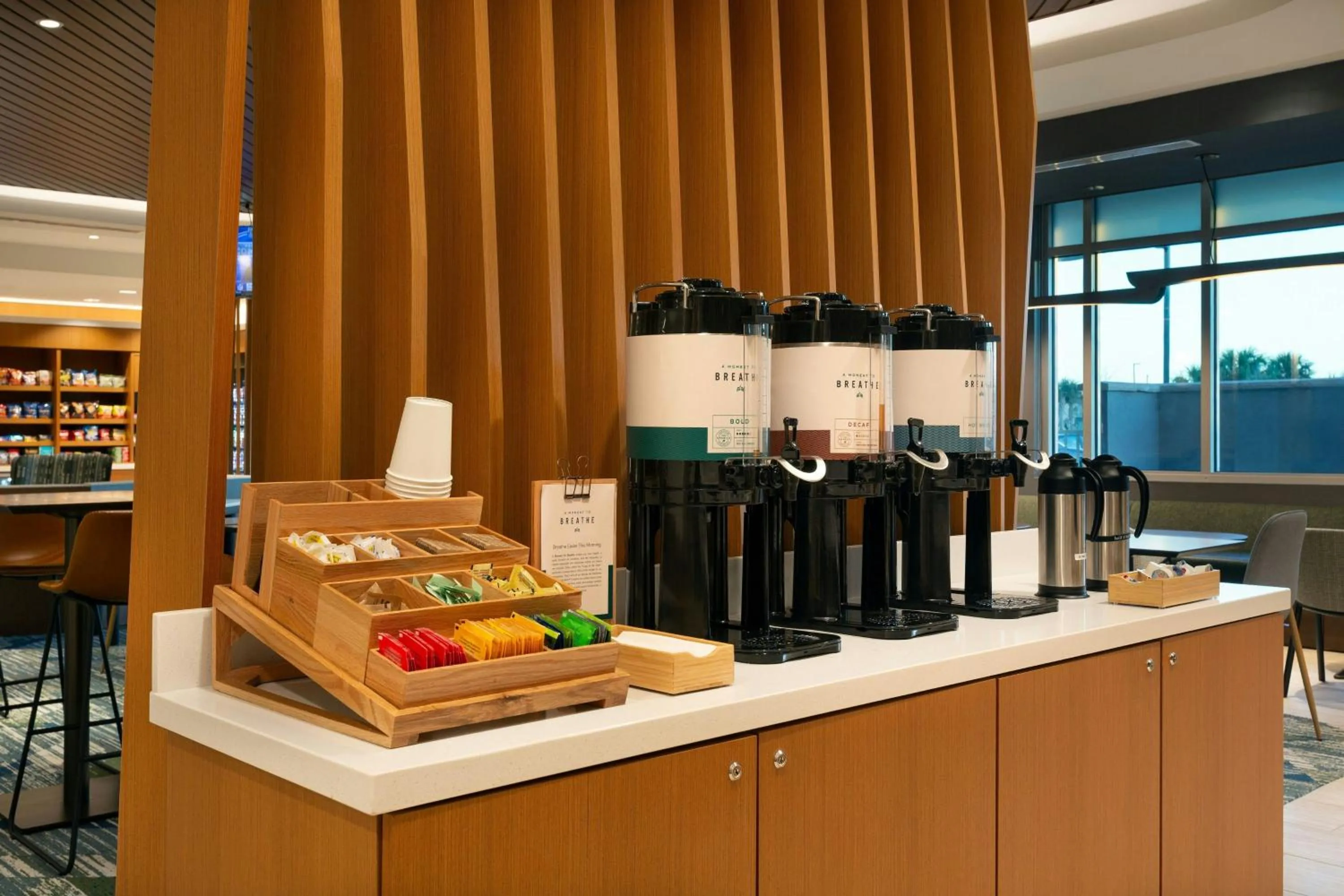 Lounge or bar in SpringHill Suites by Marriott West Melbourne Palm Bay