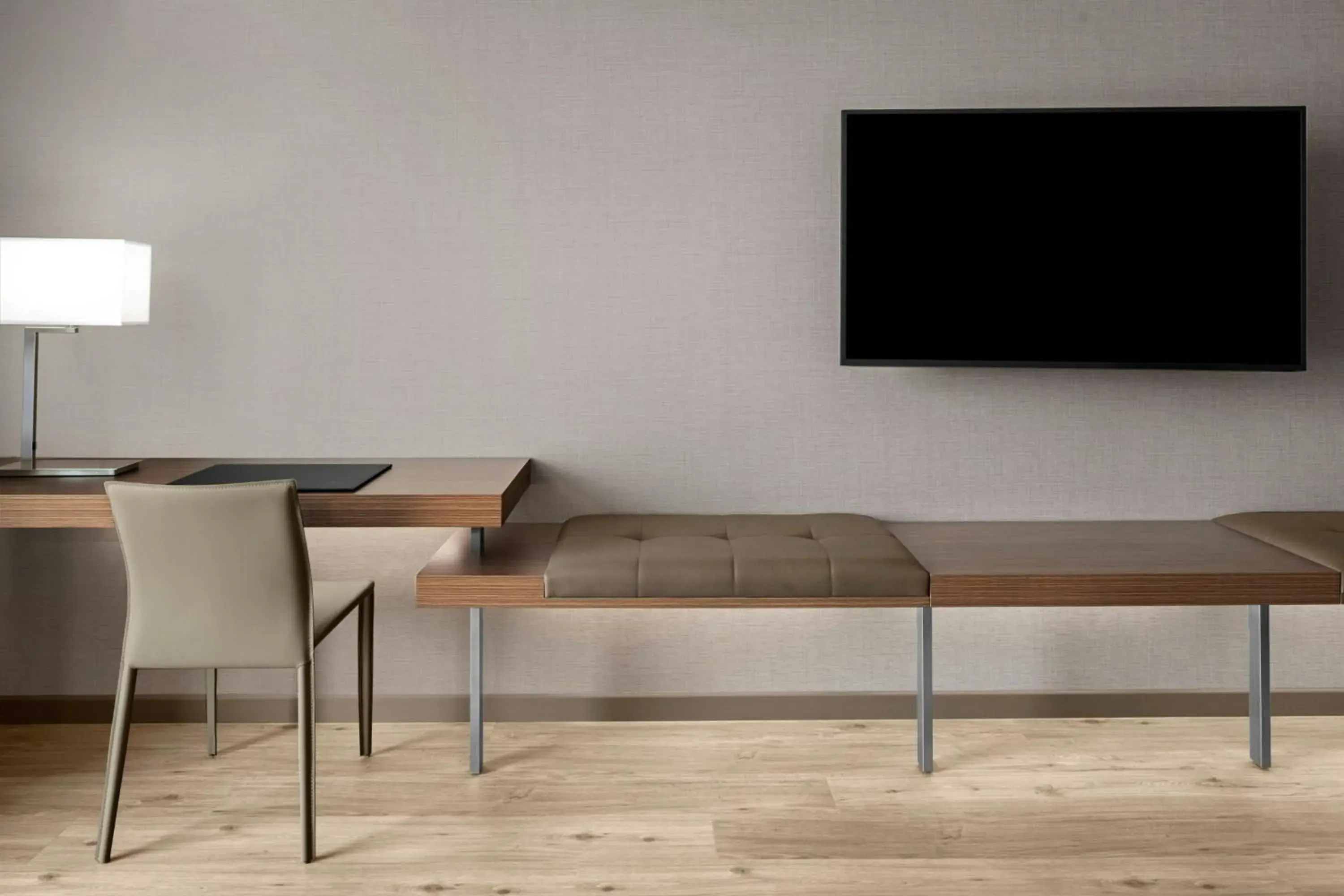 Corner King Room in AC Hotel by Marriott St. Louis Clayton Corner King Room in AC Hotel by Marriott St. Louis Clayton