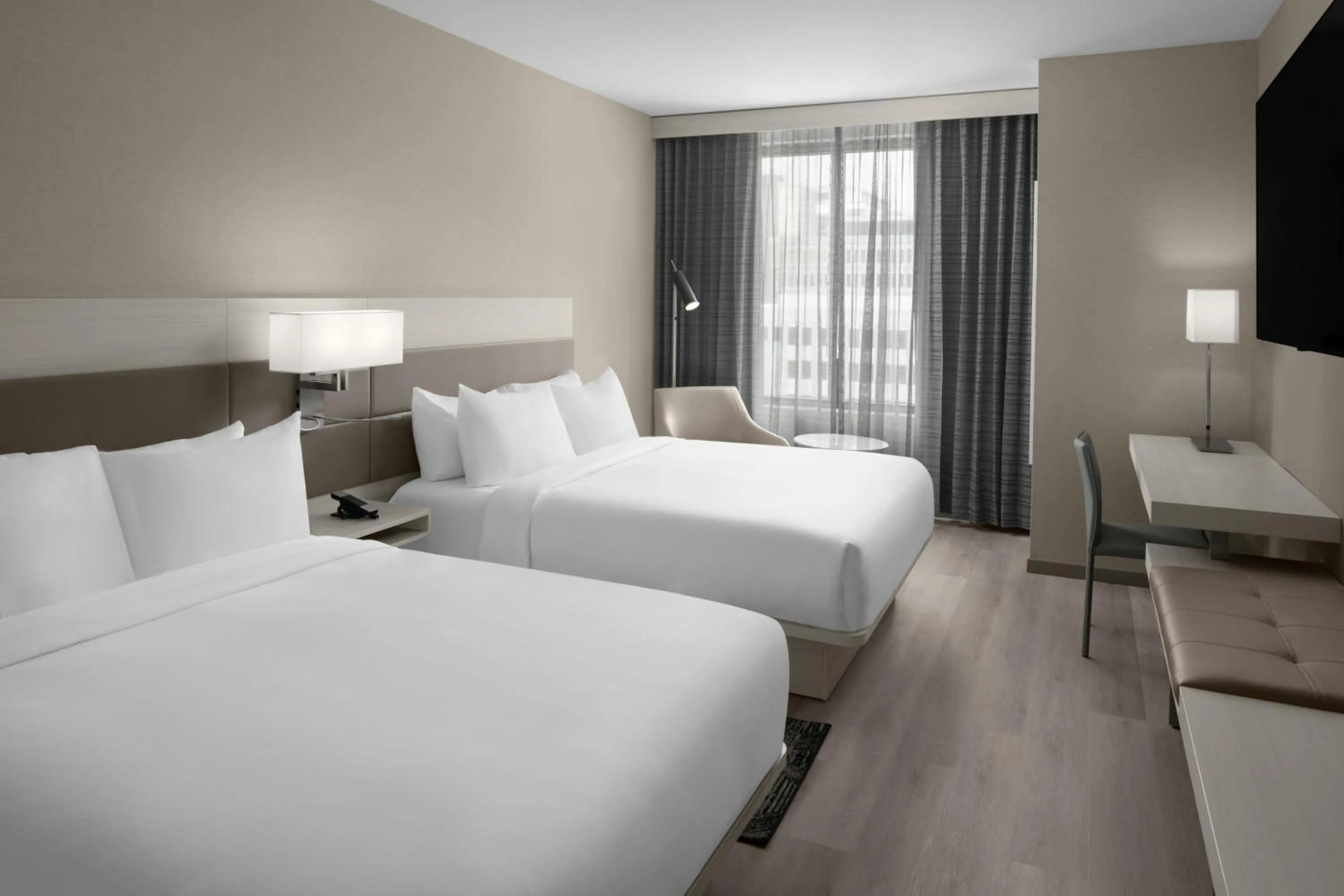 Photo of the whole room, Bed in AC Hotel by Marriott St. Louis Clayton