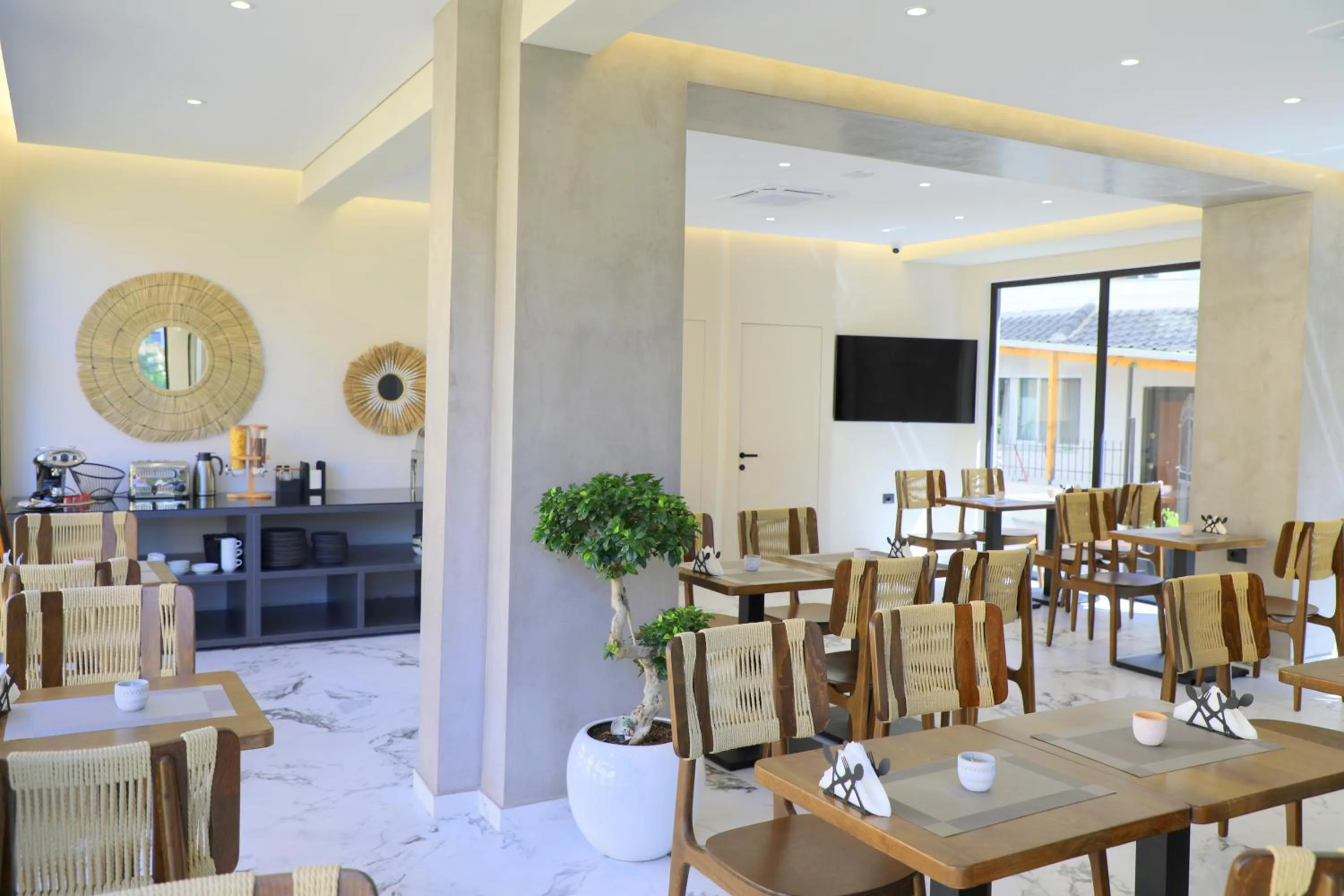 Breakfast in Niklas Boutique Hotel