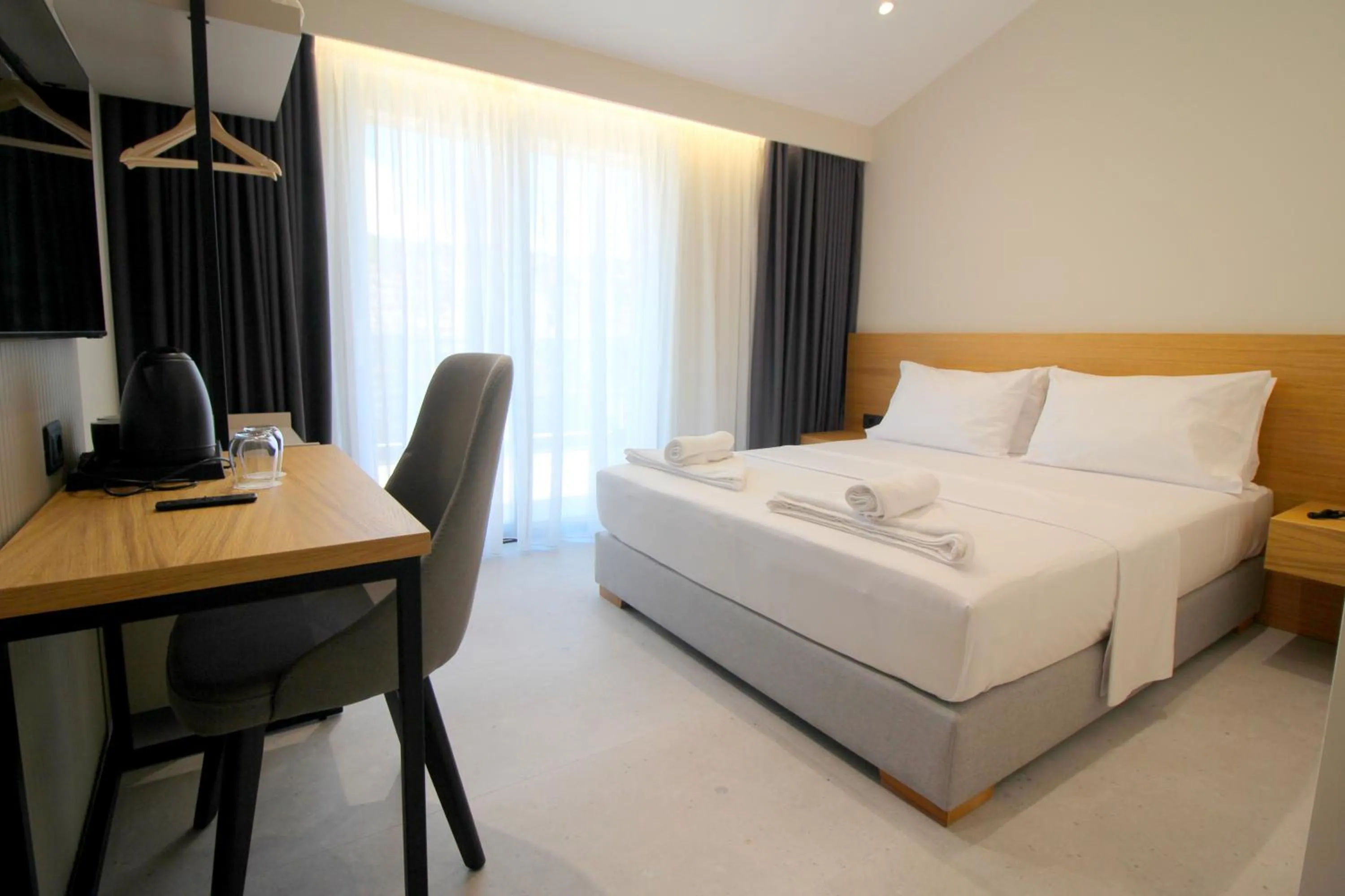 Bedroom, Bed in Niklas Boutique Hotel