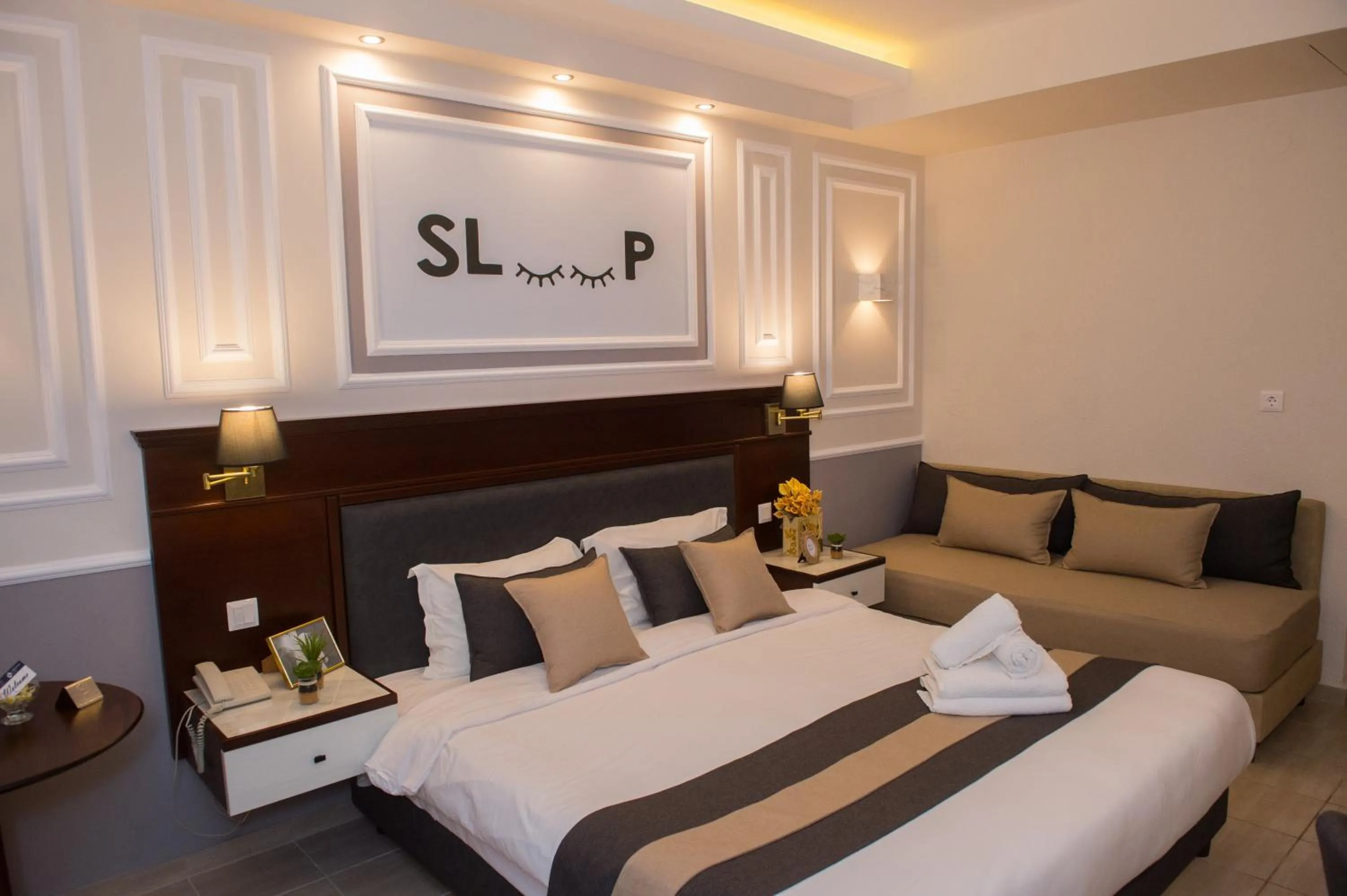 Bed in Sokratis Hotel