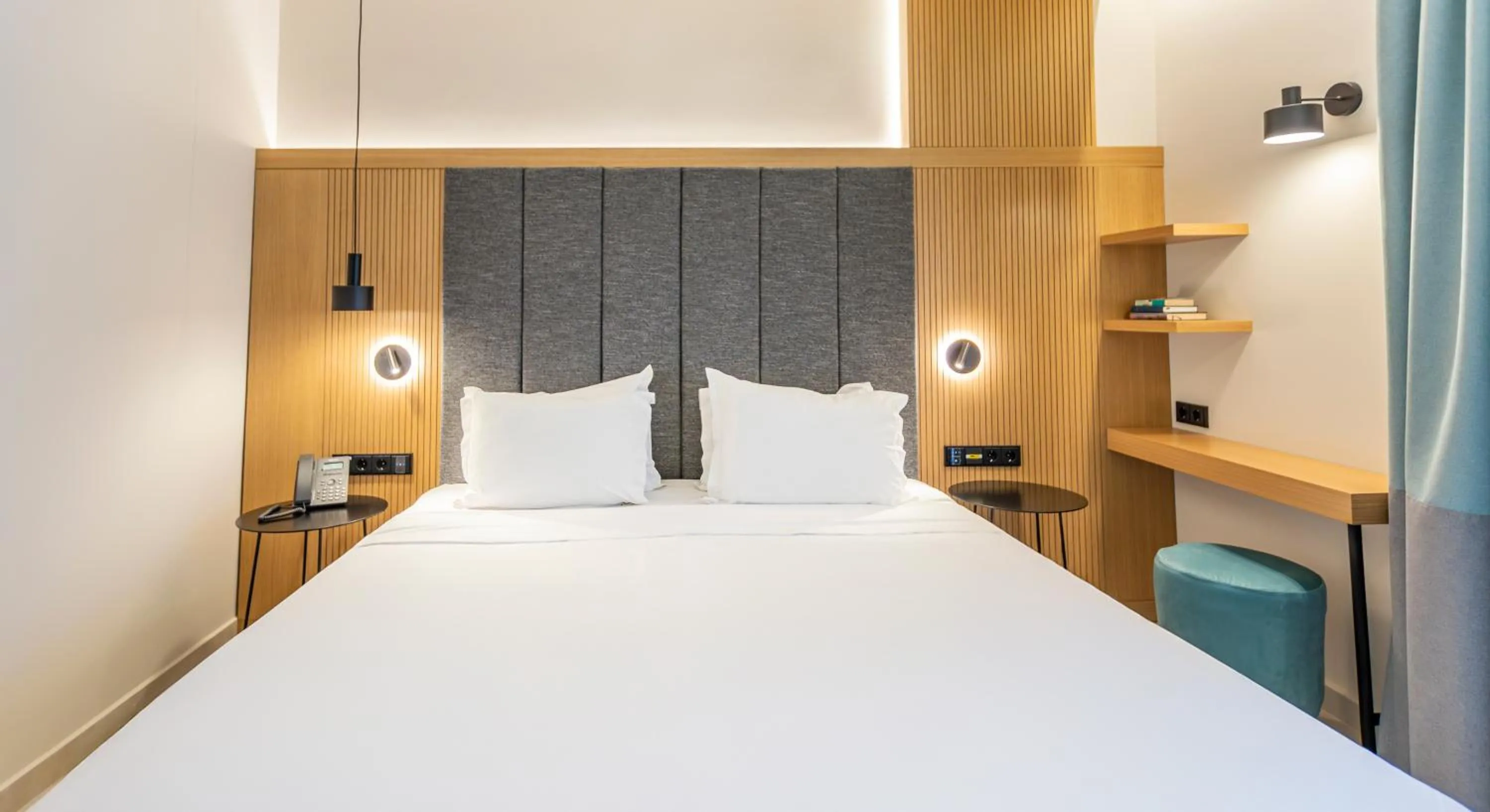 Bed in Sokratis Hotel