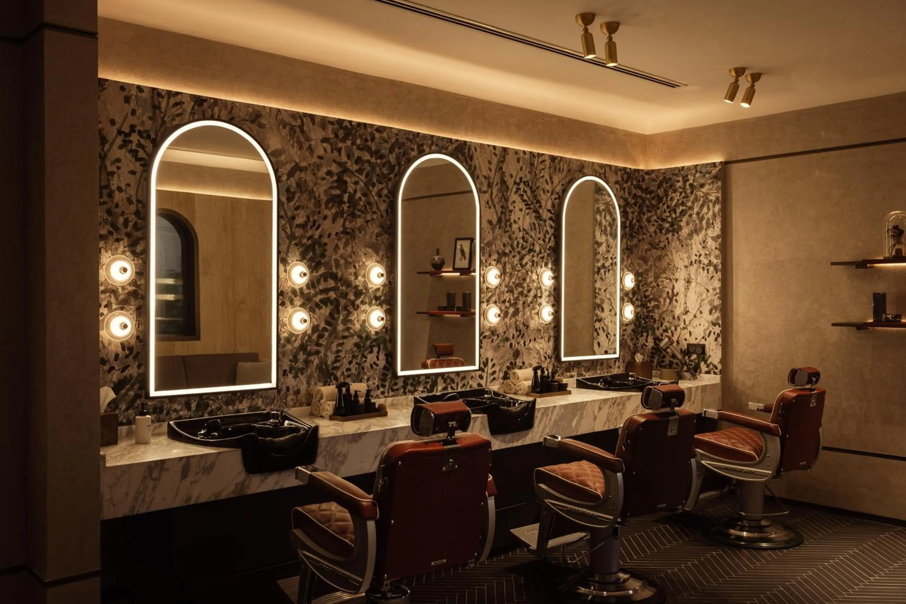 hair dresser in Rosewood Doha
