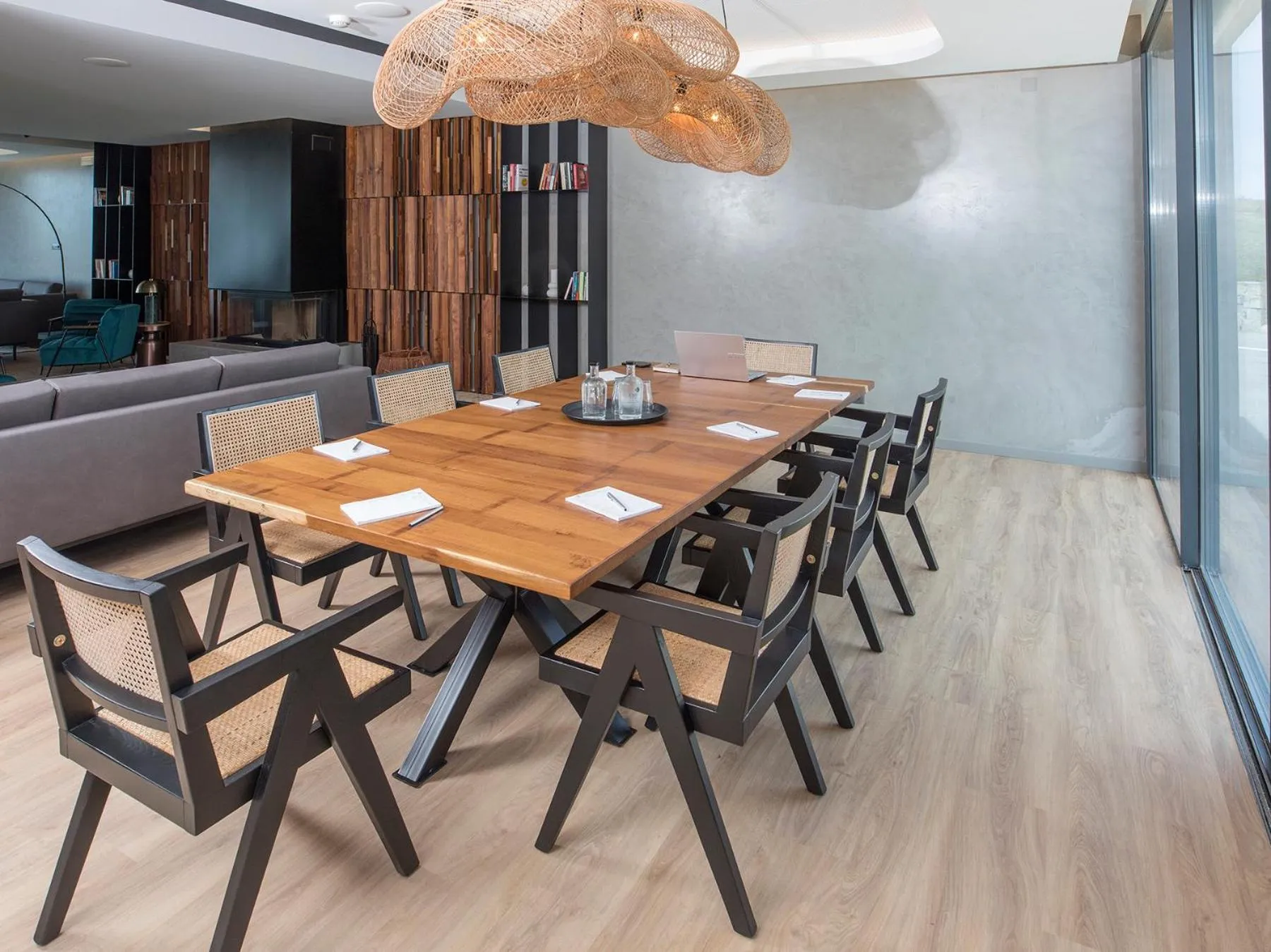 Living room in Santa Cruz - Movement & Nature House