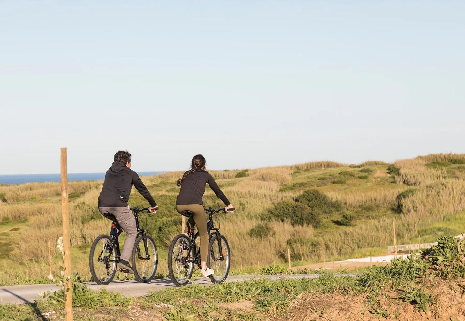 People in Santa Cruz - Movement & Nature House