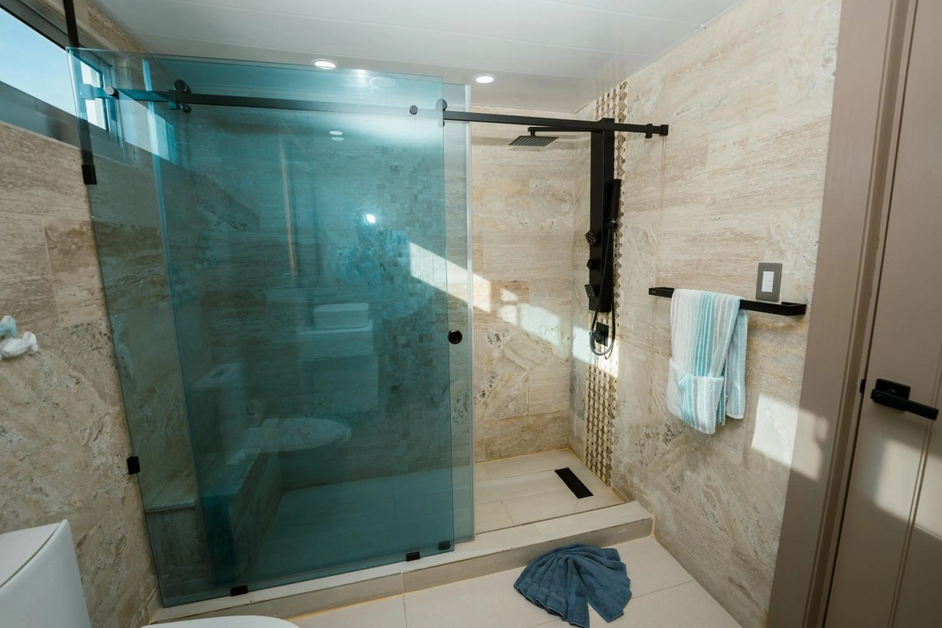 Shower in Xeliter Las Olas Juan Dolio