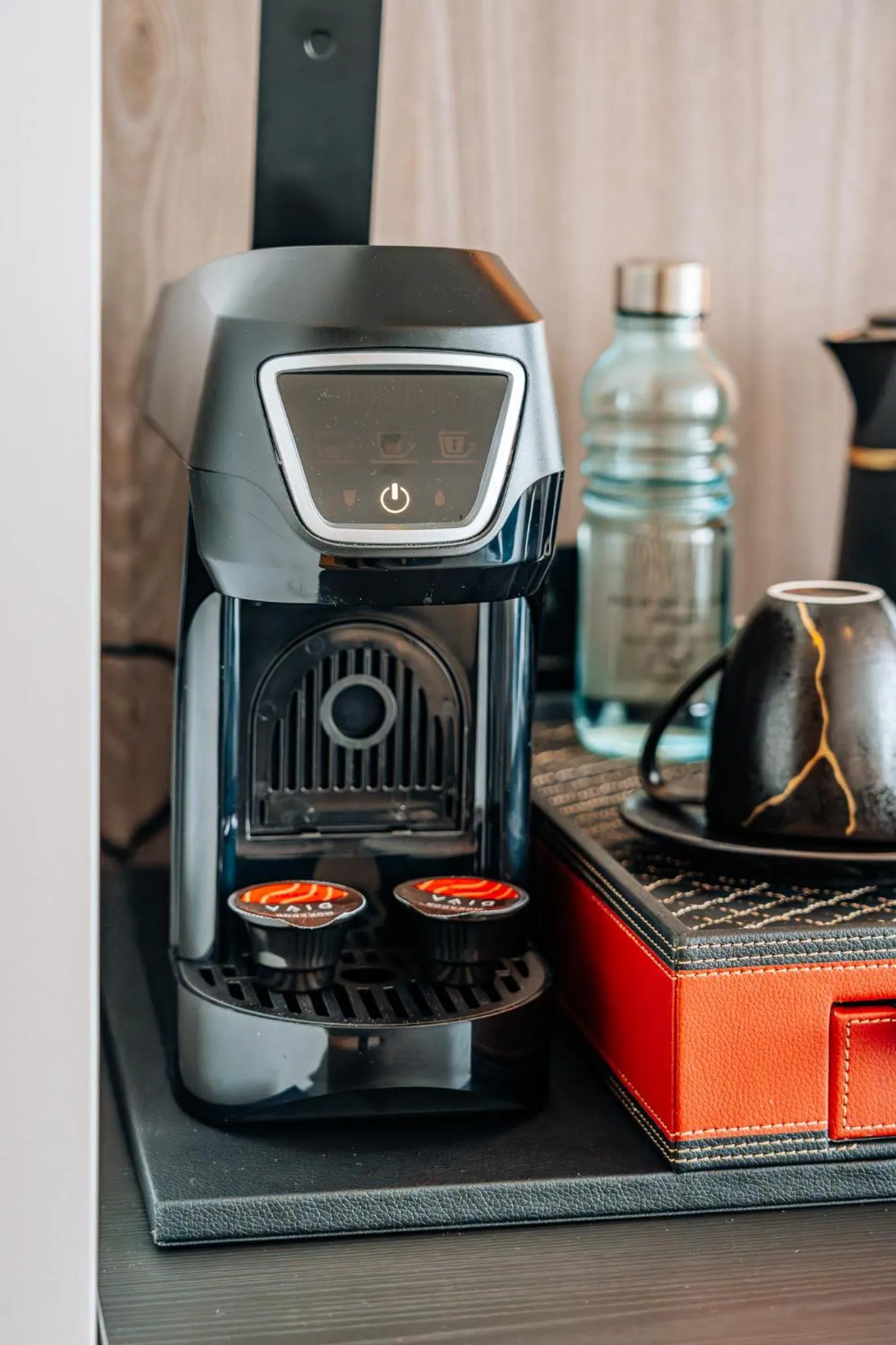 Coffee/tea facilities in Sky Airport Hotel