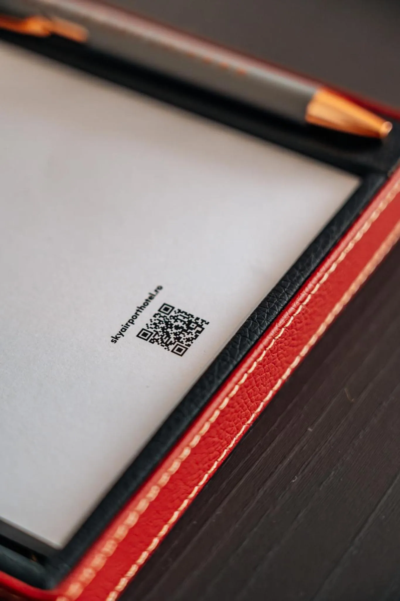 Area and facilities in Sky Airport Hotel