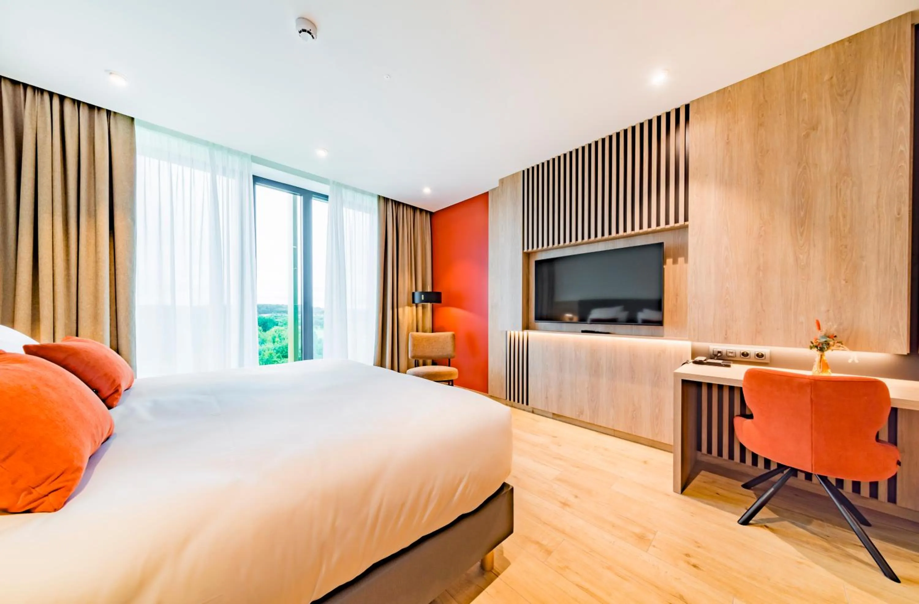 Bedroom, Bed in Hotel du Bois d'Arlon