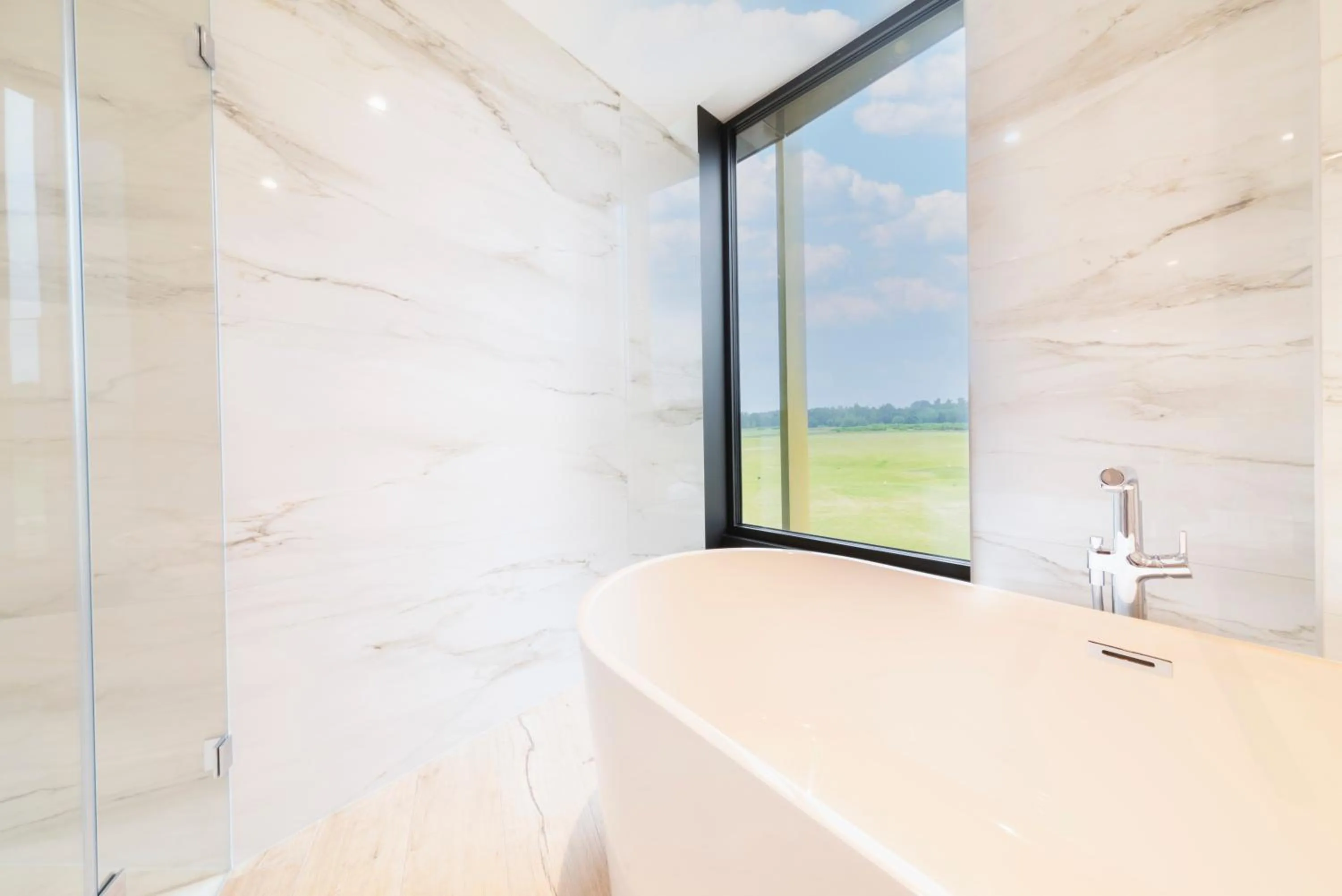 Shower in Hotel du Bois d'Arlon