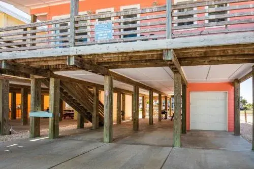Sandy Coral - Golf Cart Included! Sandy Coral - Golf Cart Included!
