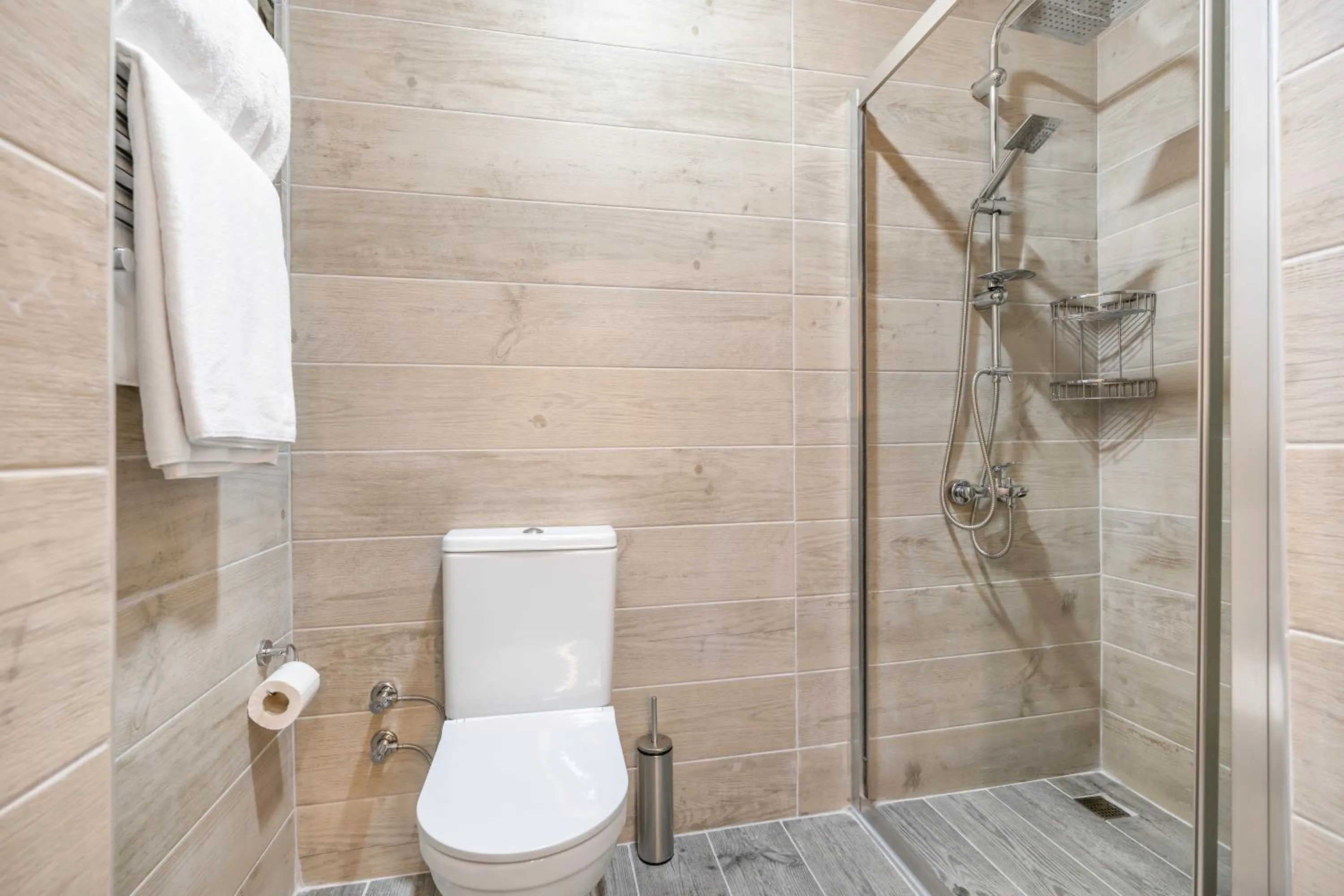 Shower in Hillora Hotel Buyukada