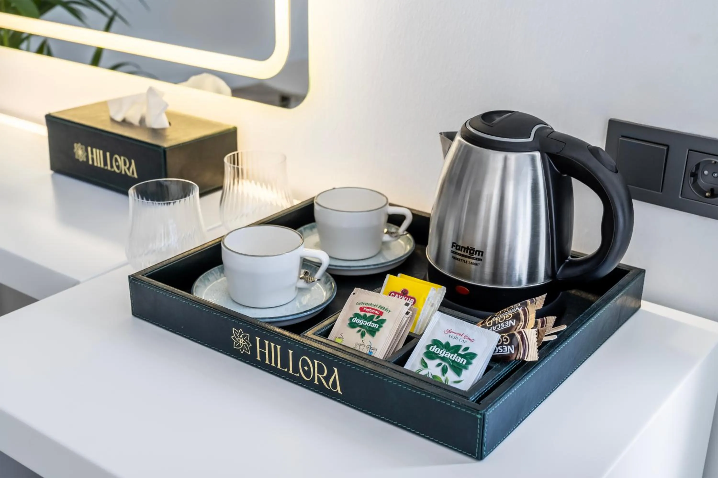 Coffee/tea facilities in Hillora Hotel Buyukada