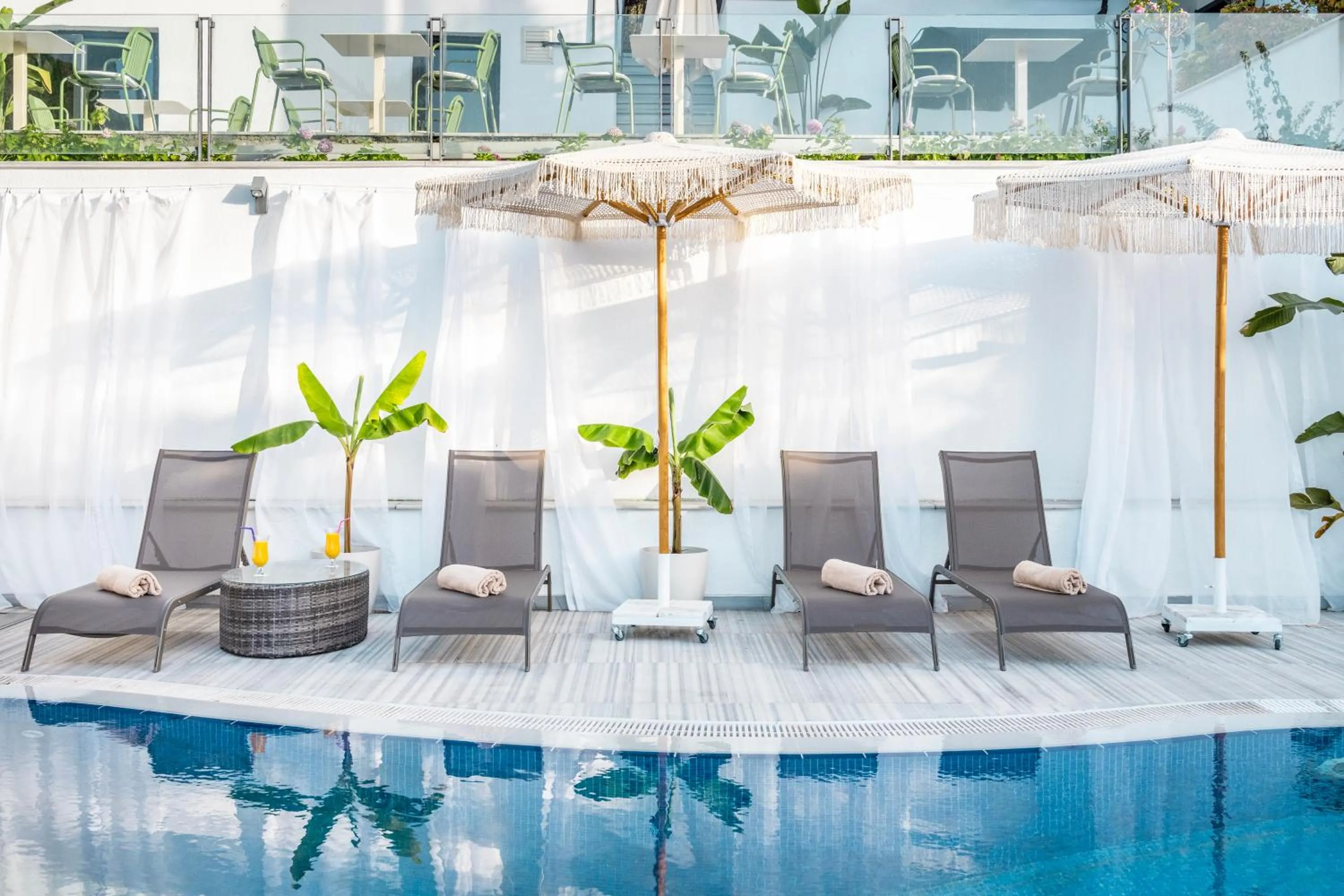Swimming pool in Hillora Hotel Buyukada