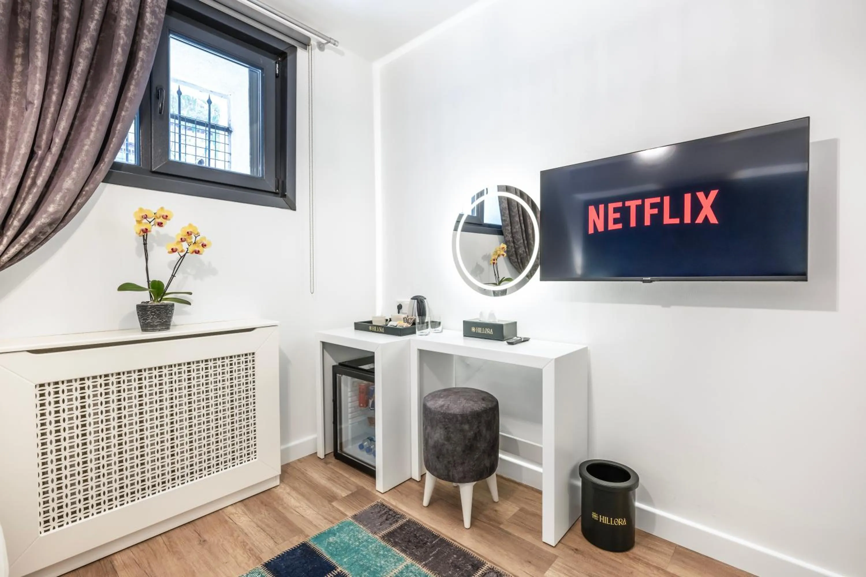 TV and multimedia in Hillora Hotel Buyukada