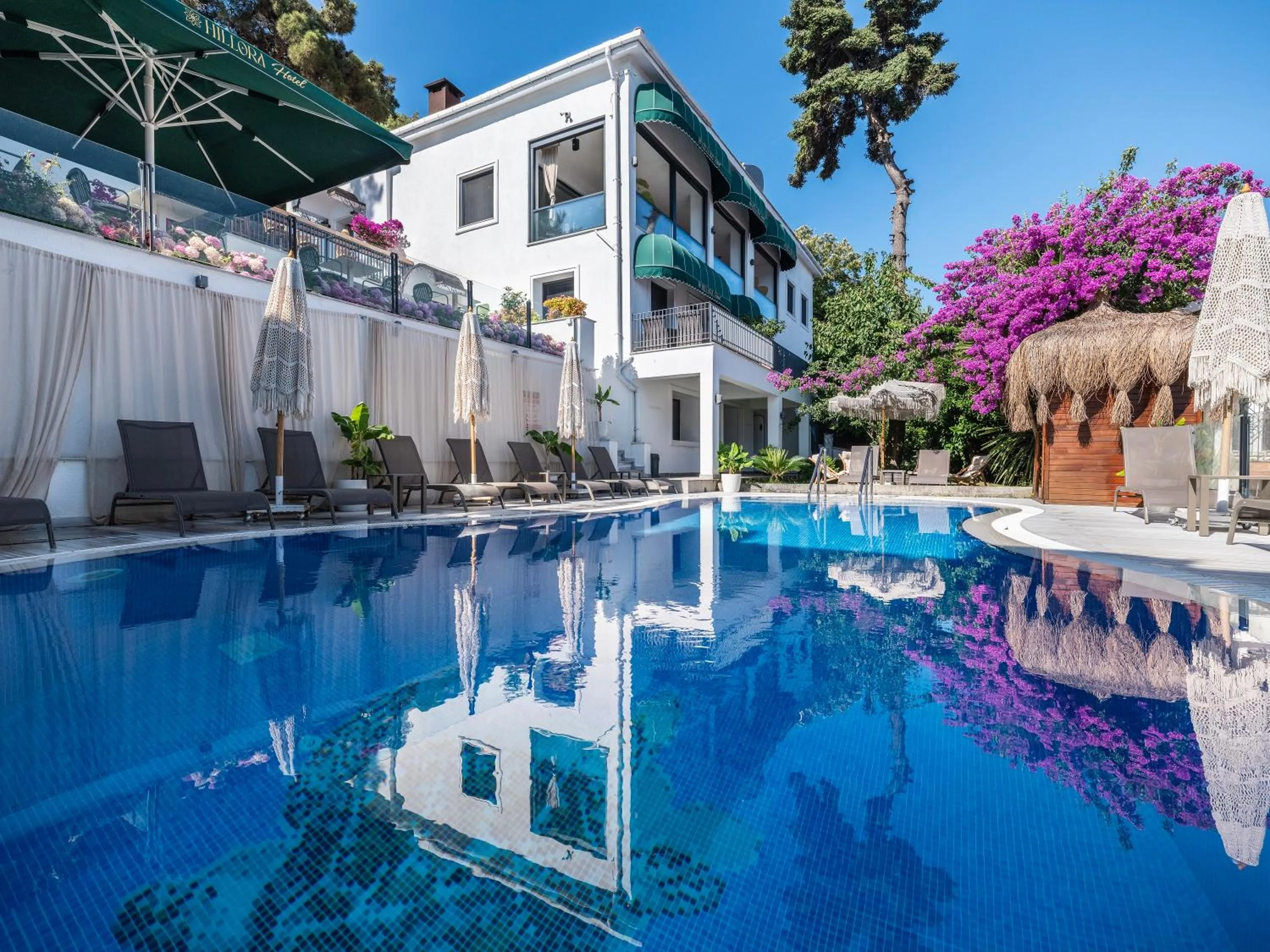 Swimming pool in Hillora Hotel Buyukada