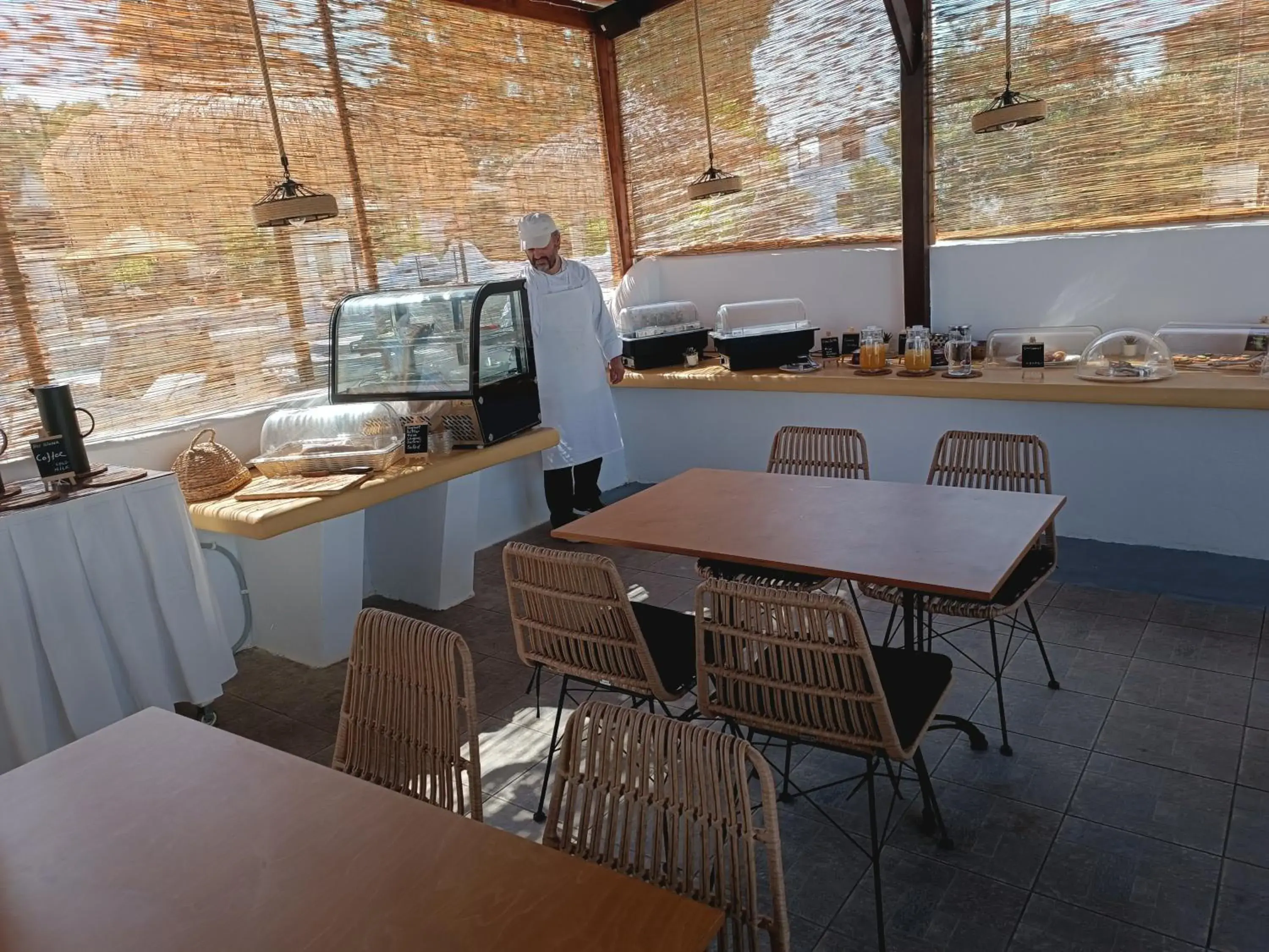 Restaurant/places to eat in Naxos Summerland resort Restaurant/places to eat in Naxos Summerland resort